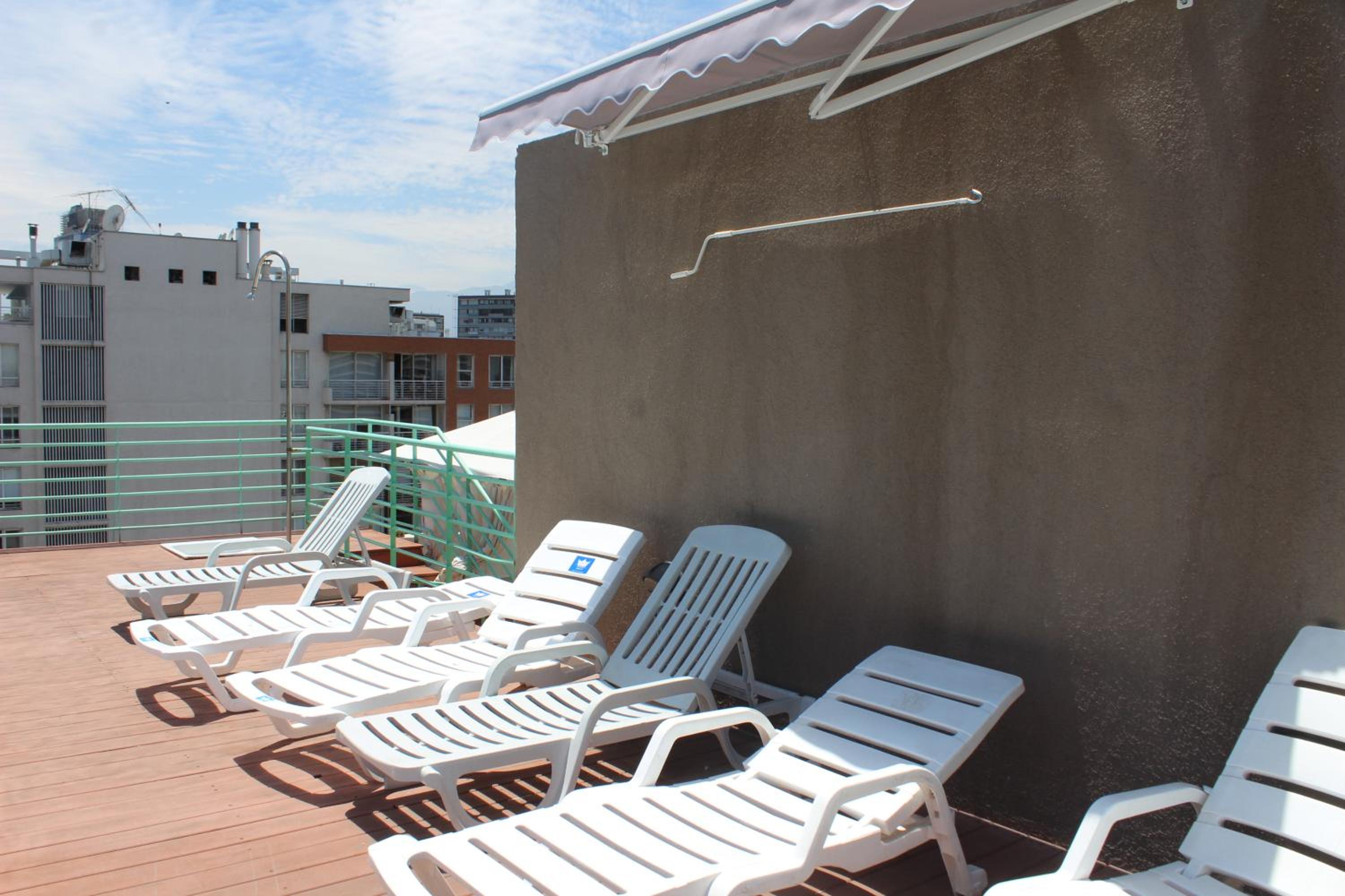 Cercano a Costanera Center, bonito, central y comodo departamento para 2 personas