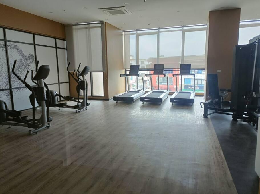 Cozy Sky Trees Bukit Indah Nflix HBO Disney l Pool B8