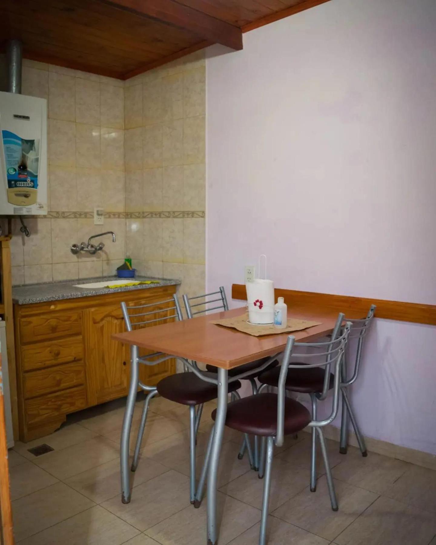 Hostal 
