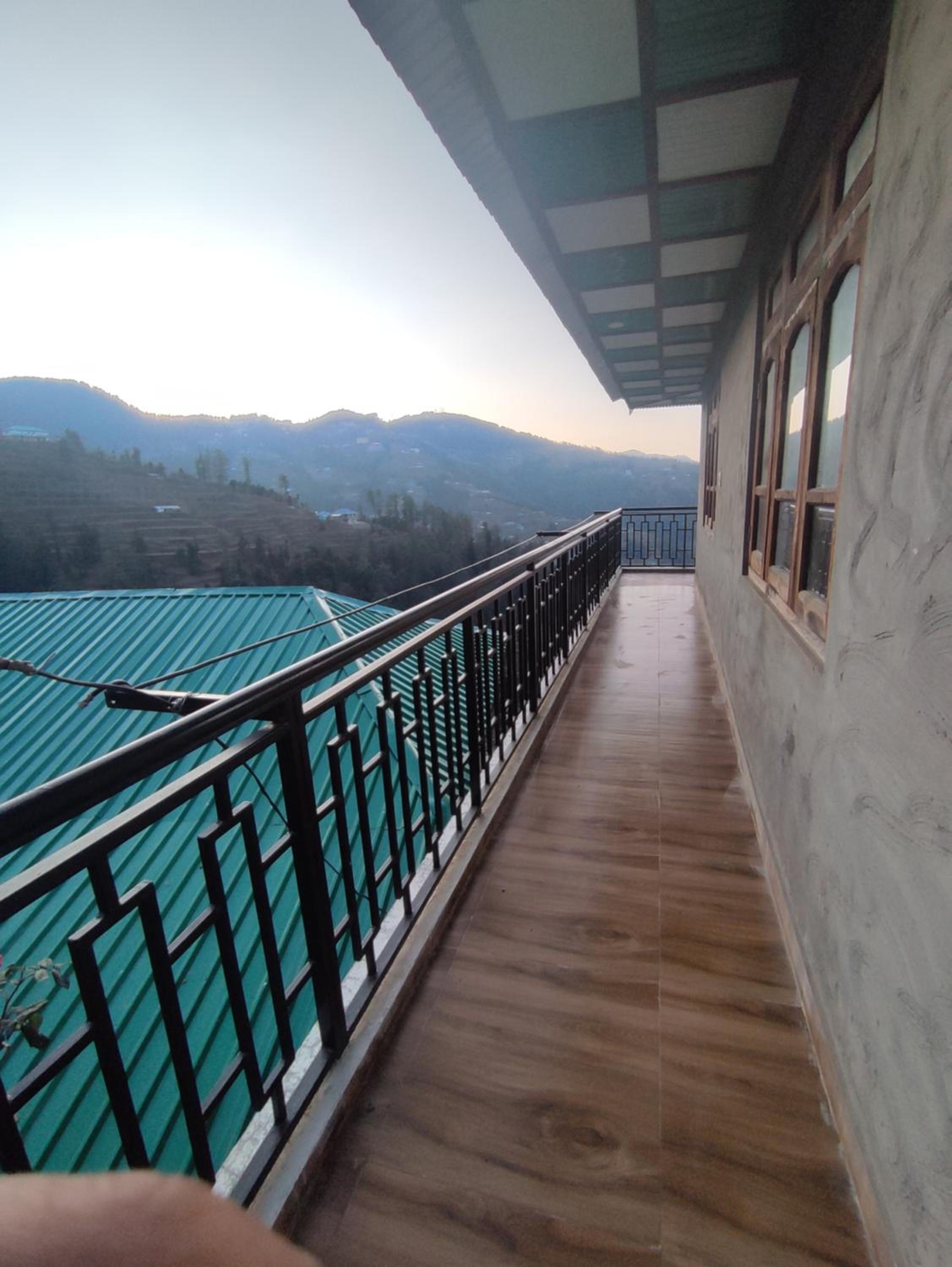 Himalayan Den view 3