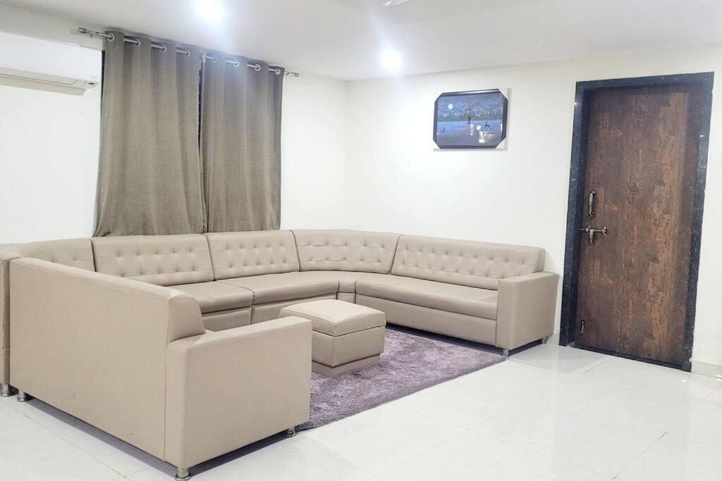 Terrace Party House with Bedroom,Kitchen and playarea view 3