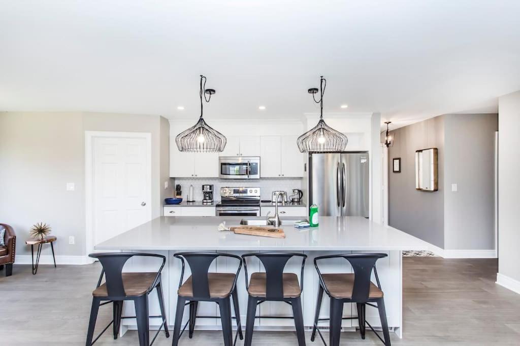 Our Special “Boutique” Quality Home in Old Towne - Image 1