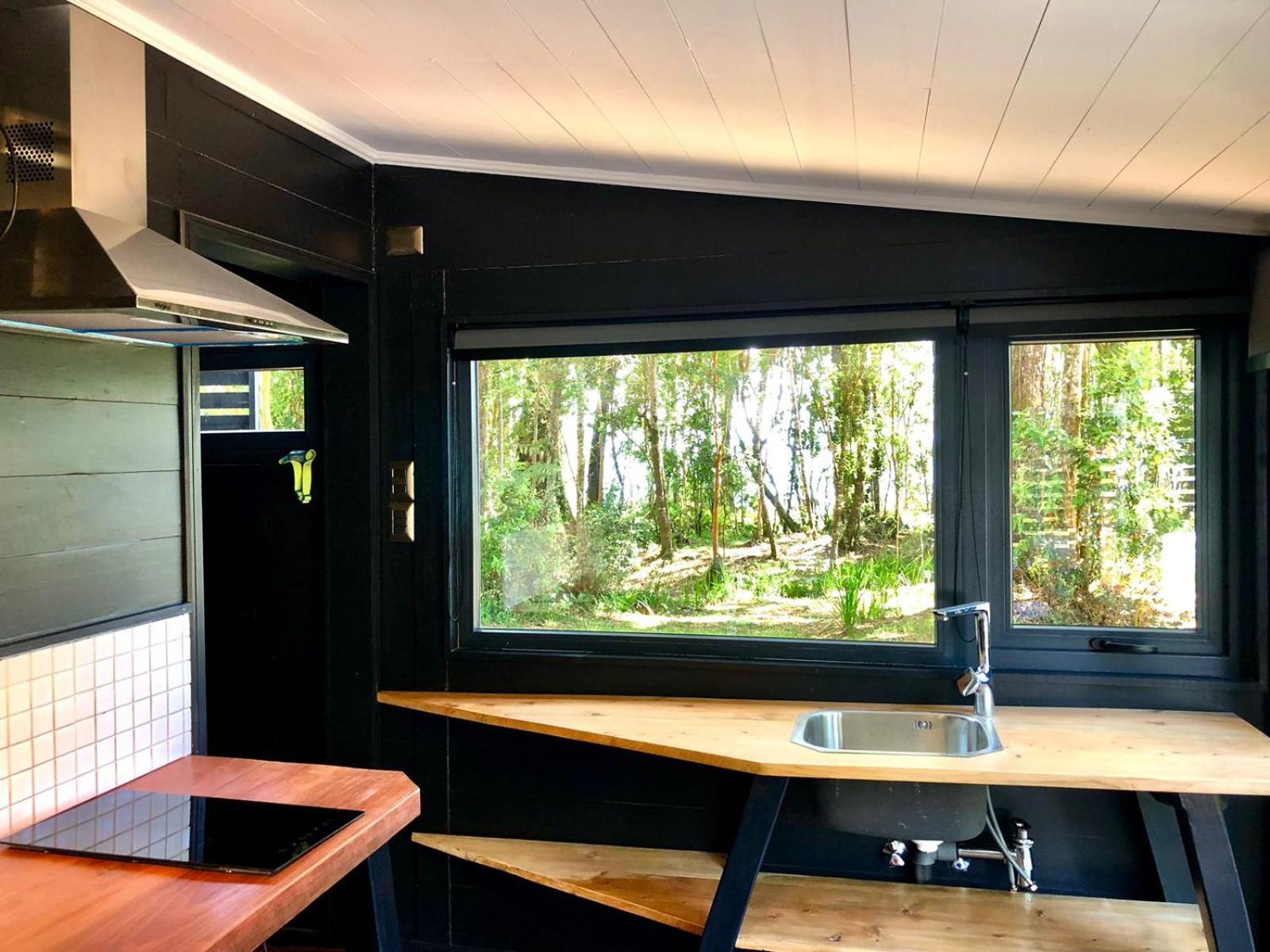 Calma Cabins