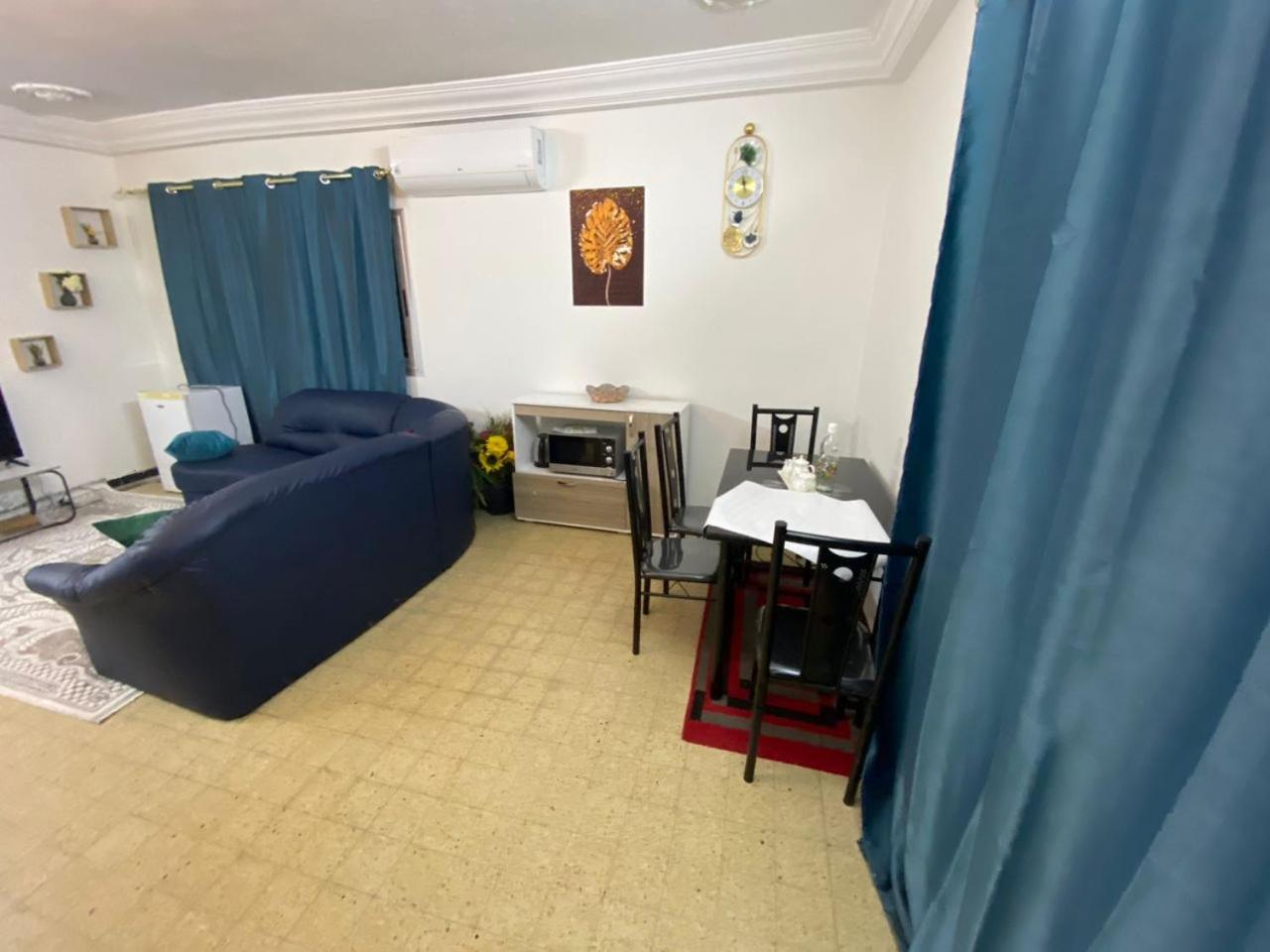 Studio moderne Rue Marsat view 2