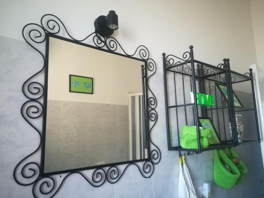 Aura Home Grazioso Appartamento a Pochi Passi dalla Metro A e C