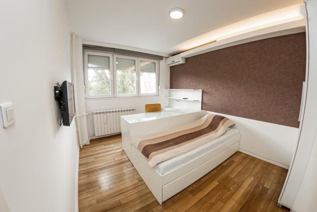 KAN Suites 1