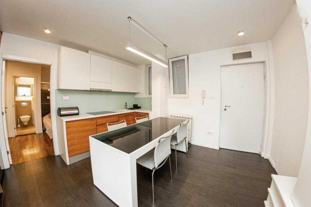 KAN Suites 1