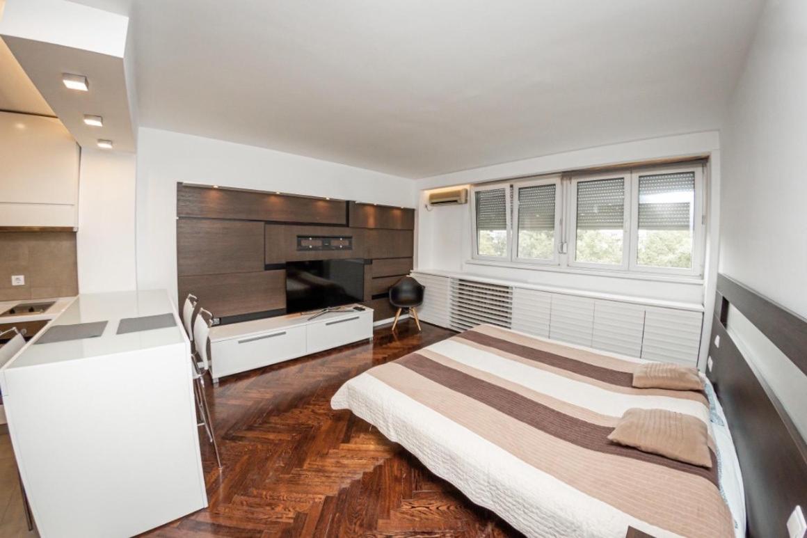 KAN Suites 1