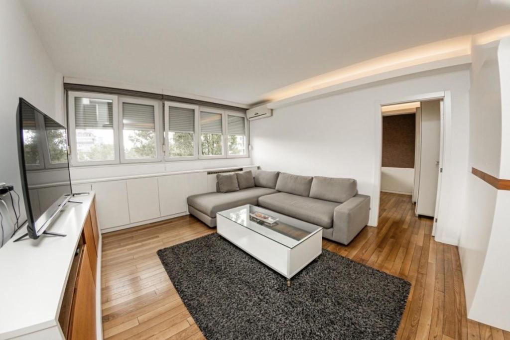 KAN Suites 1