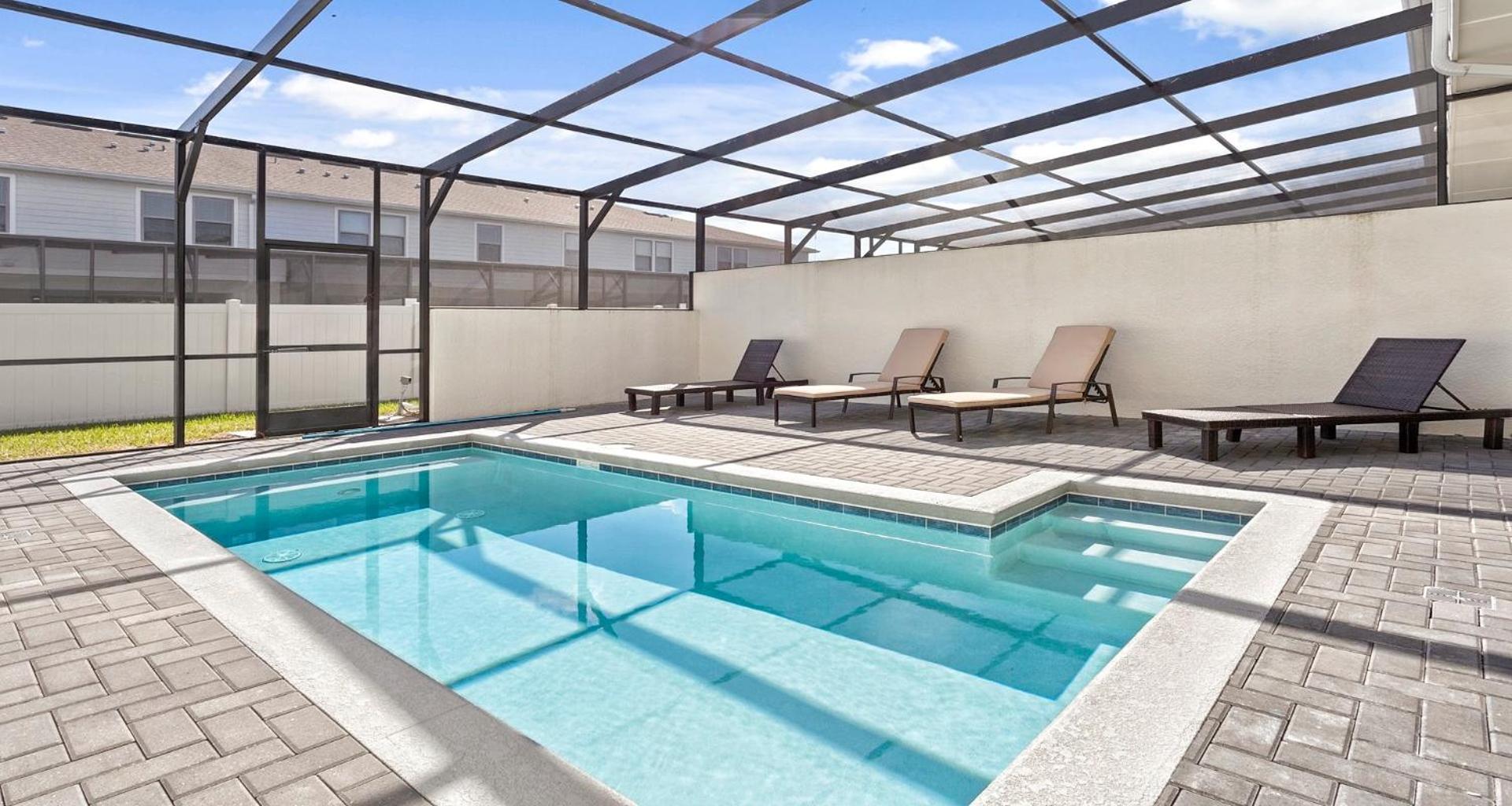 Family Kissimmee 5BR Home Pool/Loft/Tub view 4
