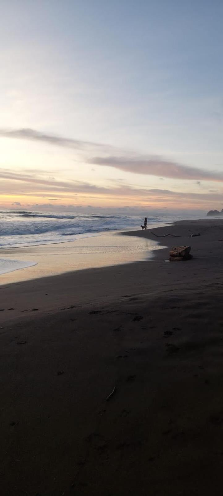 Playa Hermosa, Mistico, Surf, Bike, Hike, 4 Hab, Lagos, Familia