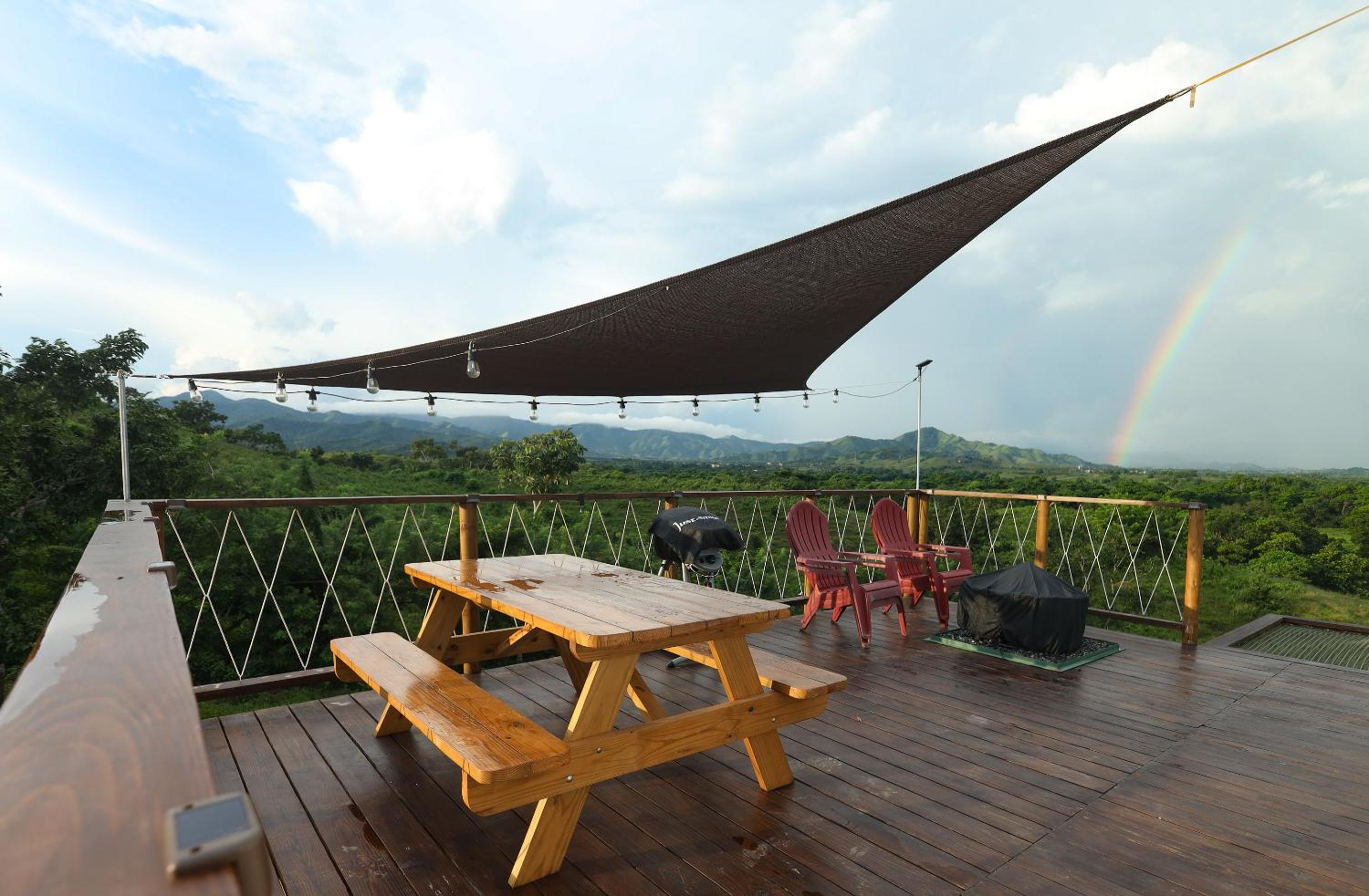 Domescape Glamping