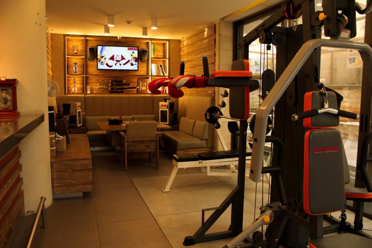 Harbor Haven Suites Single Room with Gym and Bar view 5