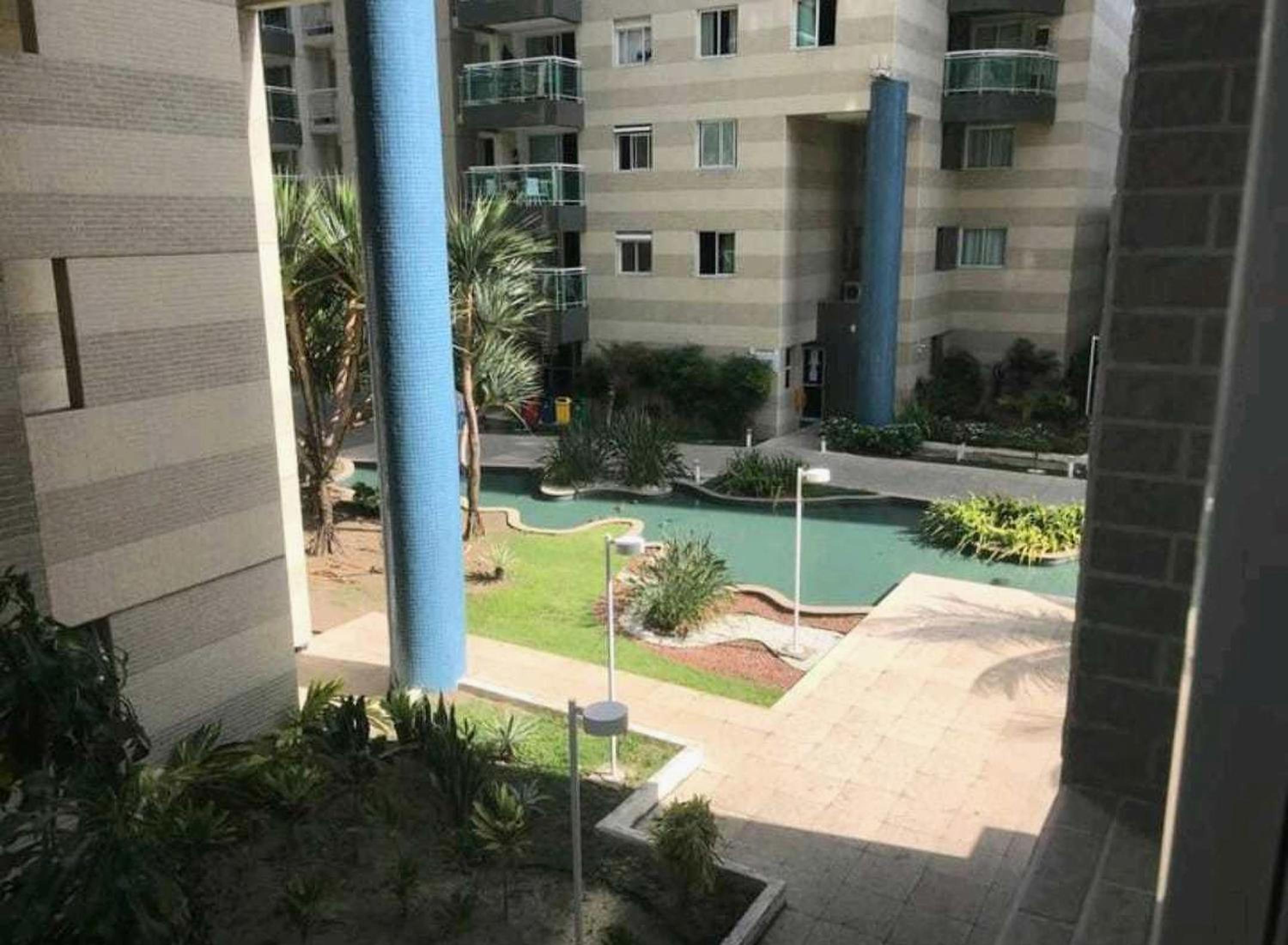 Apto em Zona Nobre à Beira-mar com Piscina, Ar Condicionado, Garagem GRÁTIS