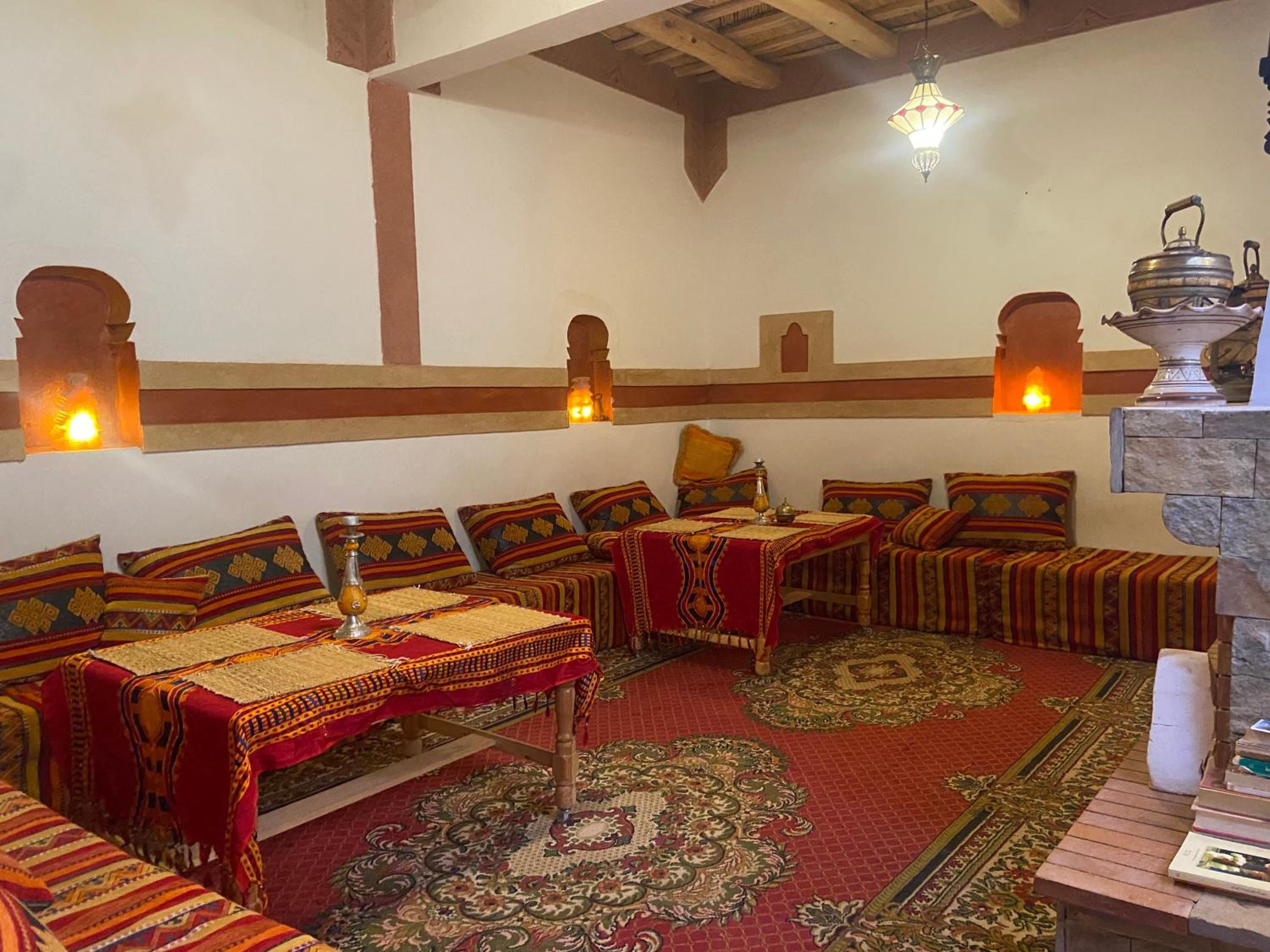 lounge