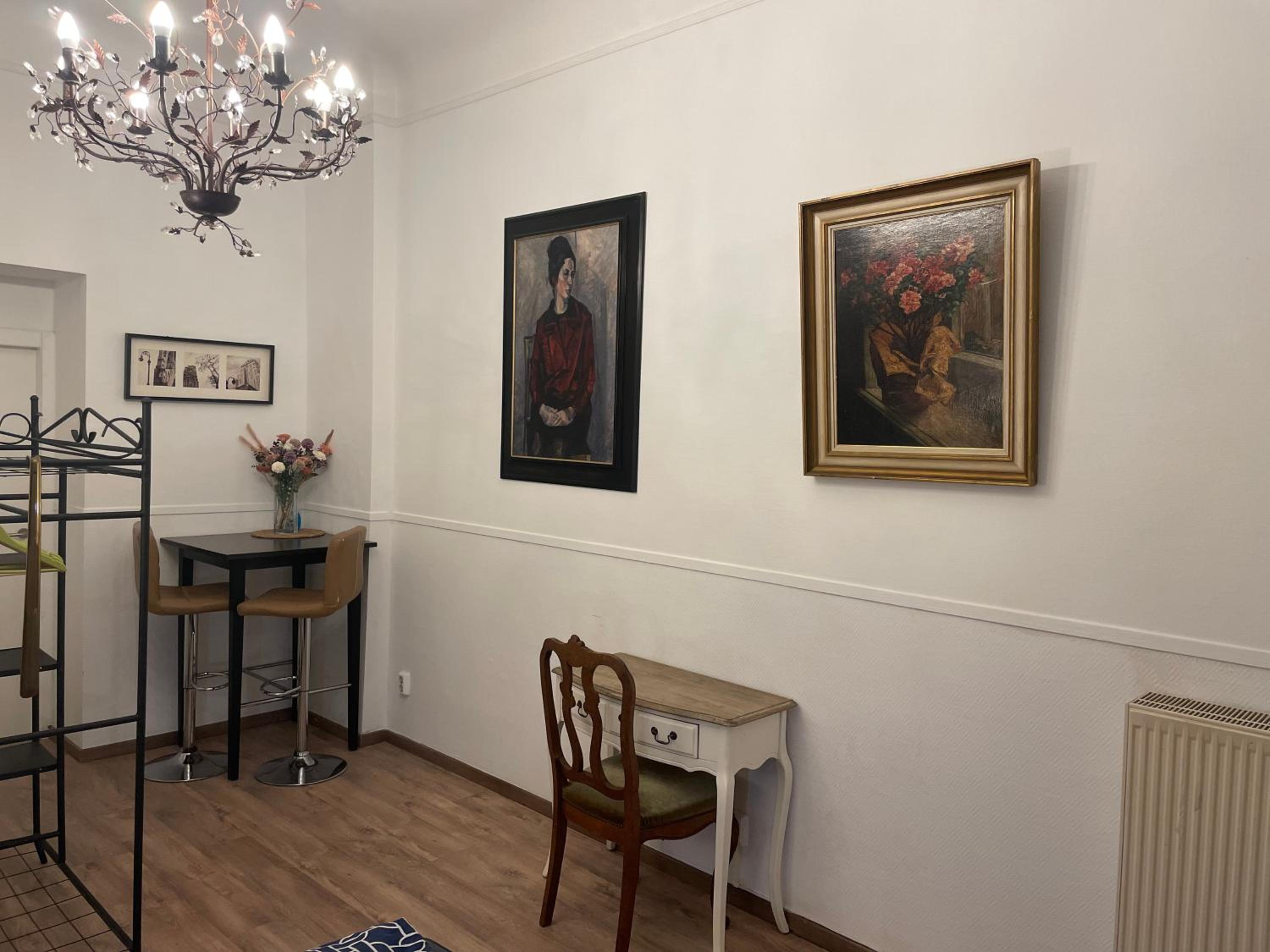 Art Nouveau ap in Berlins Center