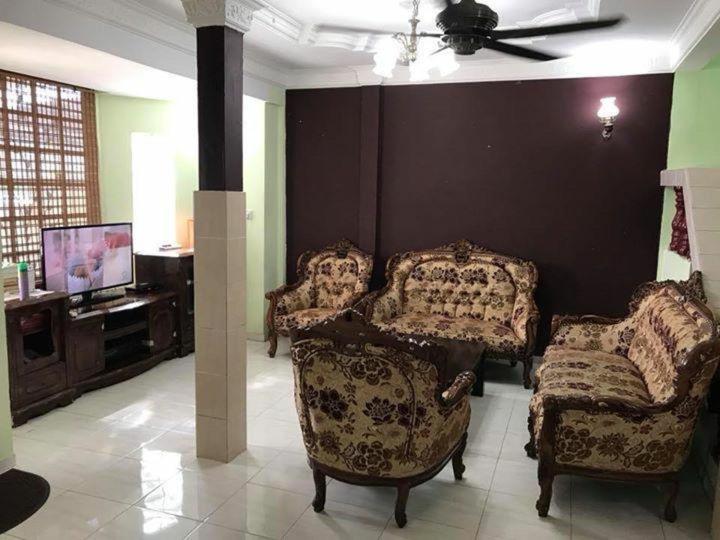 Homestay DI Kota Samarahan photo 2