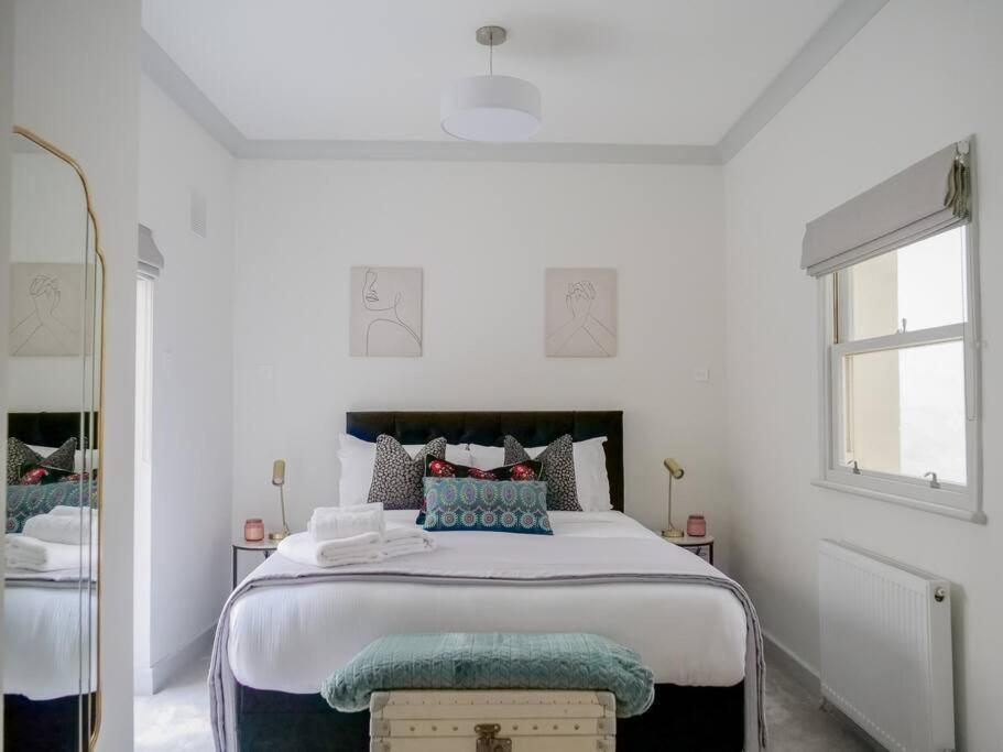 Super Spacious 3 Bedroom and 3 Bathroom Apartment
