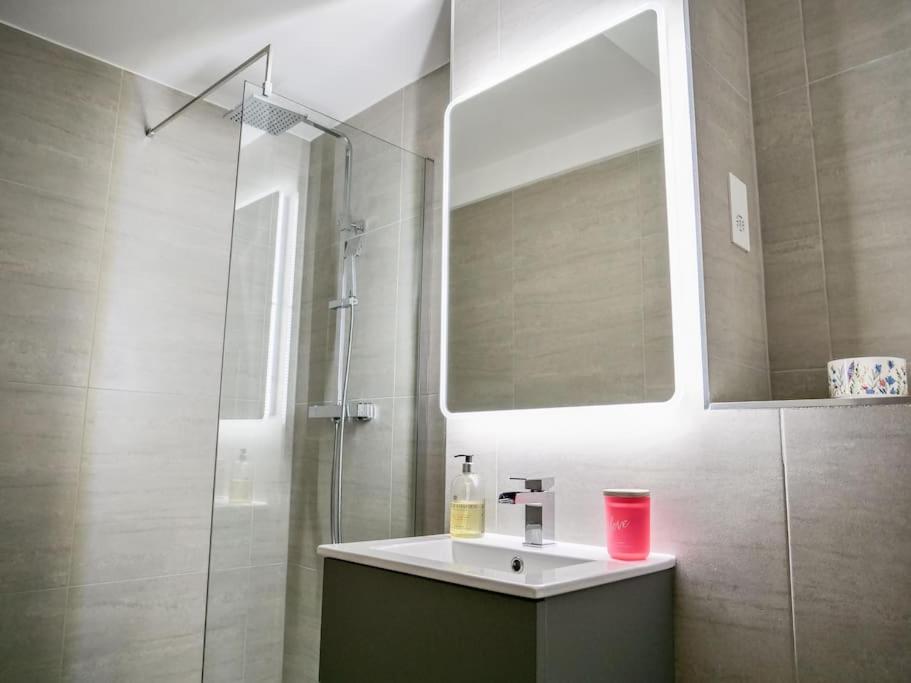 Super Spacious 3 Bedroom and 3 Bathroom Apartment
