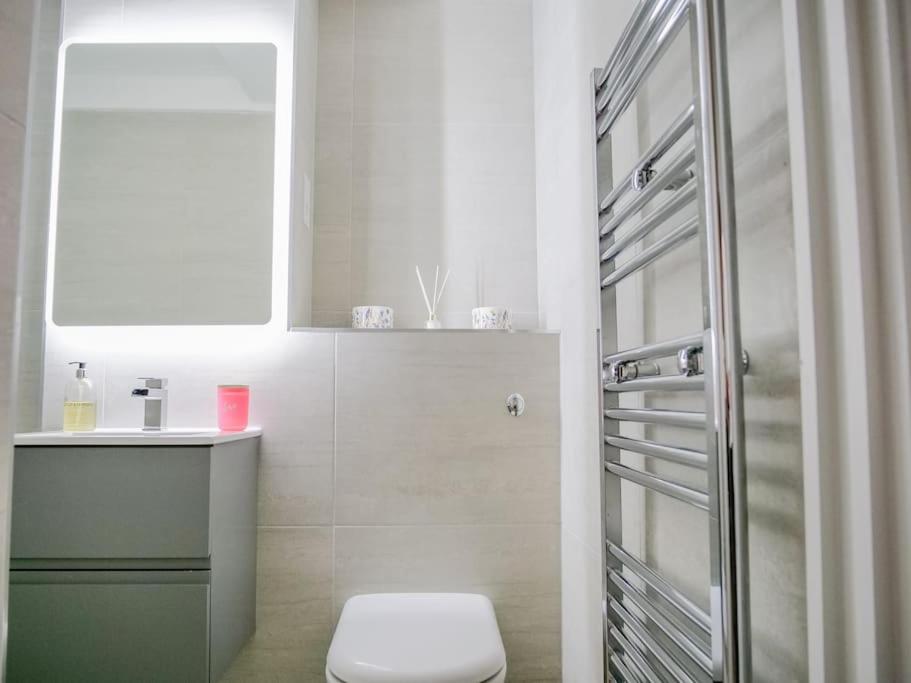 Super Spacious 3 Bedroom and 3 Bathroom Apartment