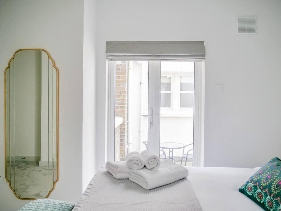 Super Spacious 3 Bedroom and 3 Bathroom Apartment
