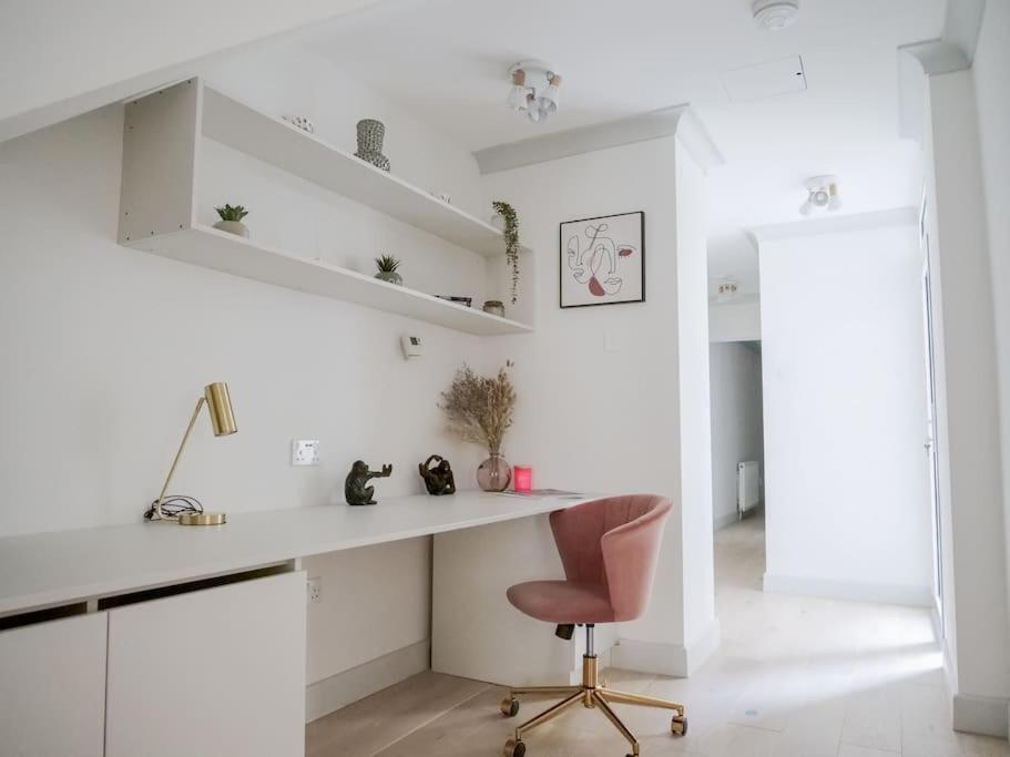 Super Spacious 3 Bedroom and 3 Bathroom Apartment