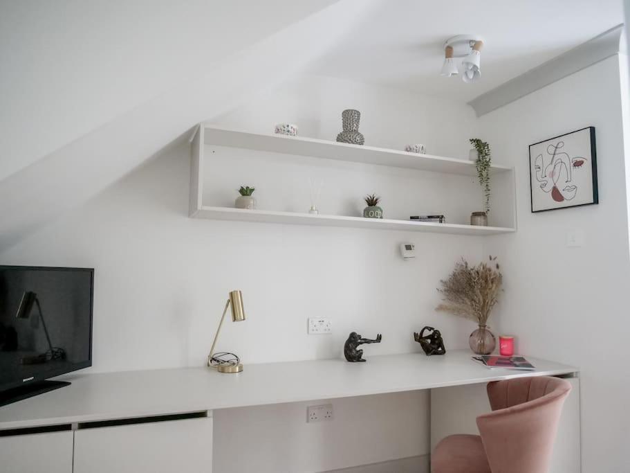 Super Spacious 3 Bedroom and 3 Bathroom Apartment