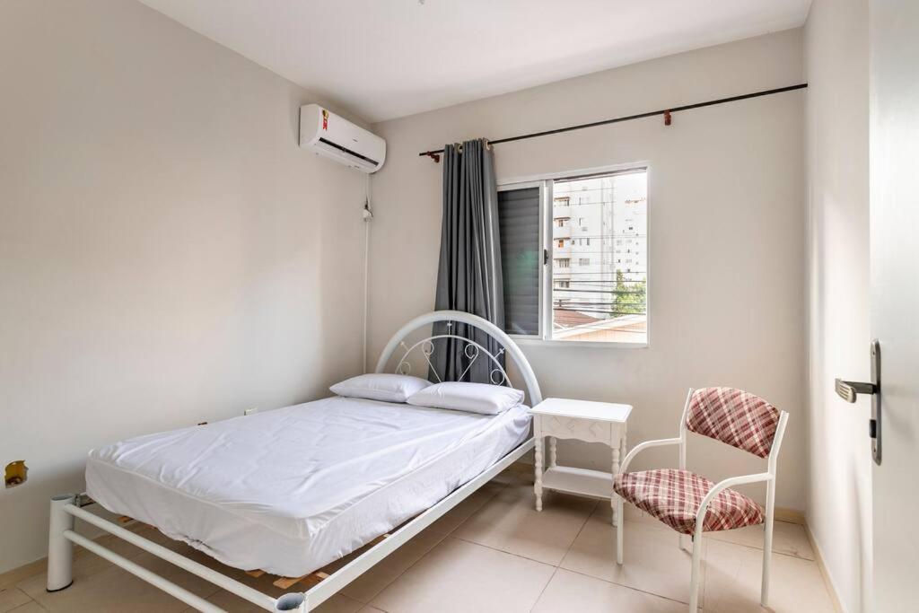 Apartamento Novo Próximo ao Mar, C/ Garagem Grande