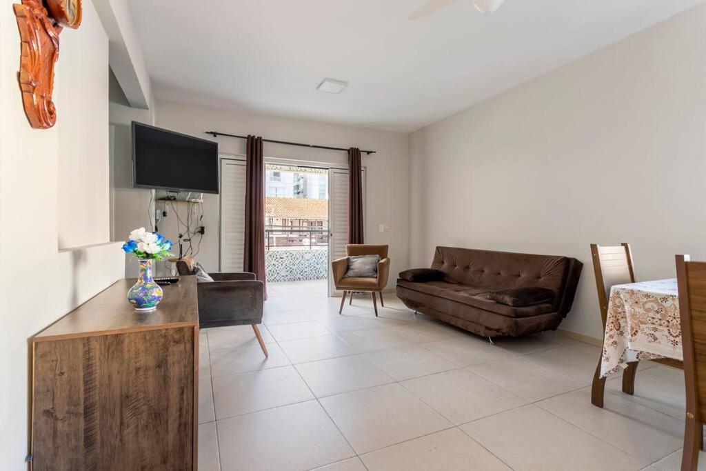 Apartamento Novo Próximo ao Mar, C/ Garagem Grande