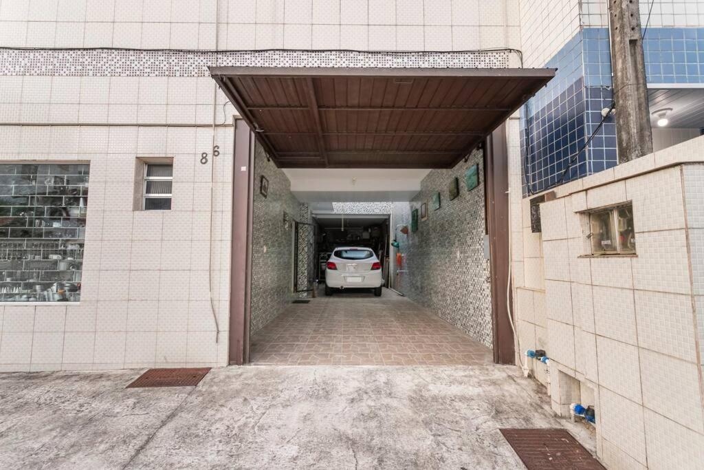 Apartamento Novo Próximo ao Mar, C/ Garagem Grande
