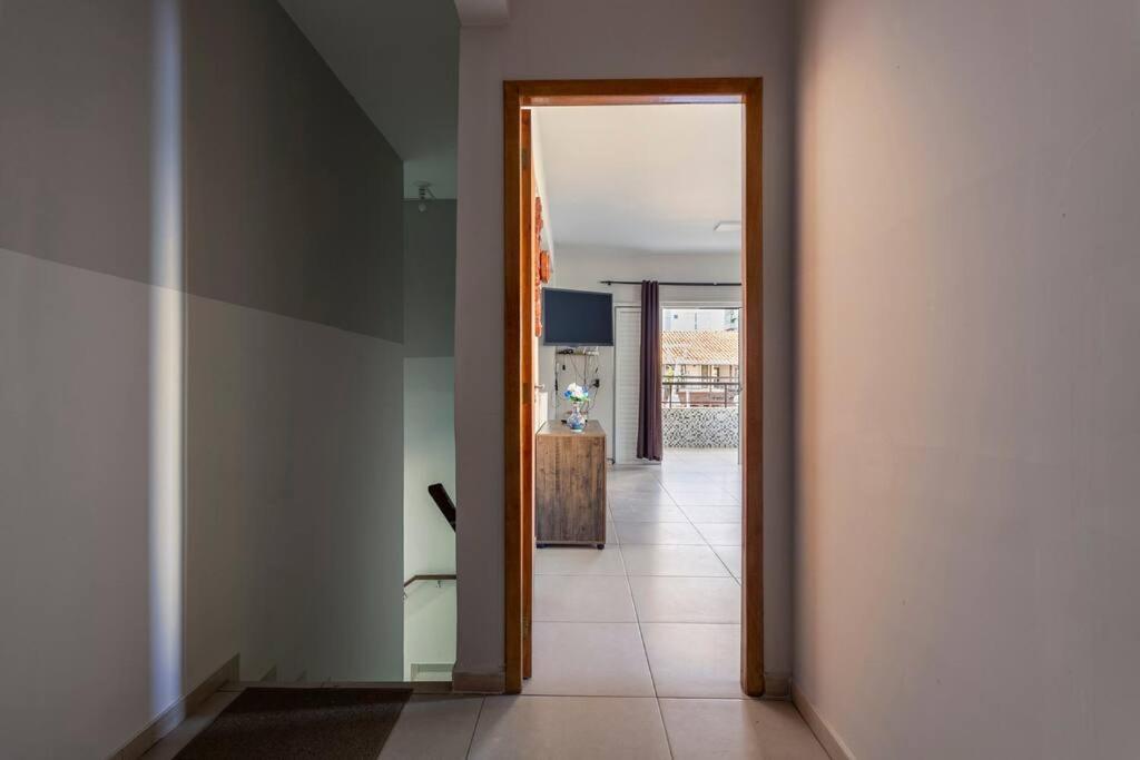 Apartamento Novo Próximo ao Mar, C/ Garagem Grande