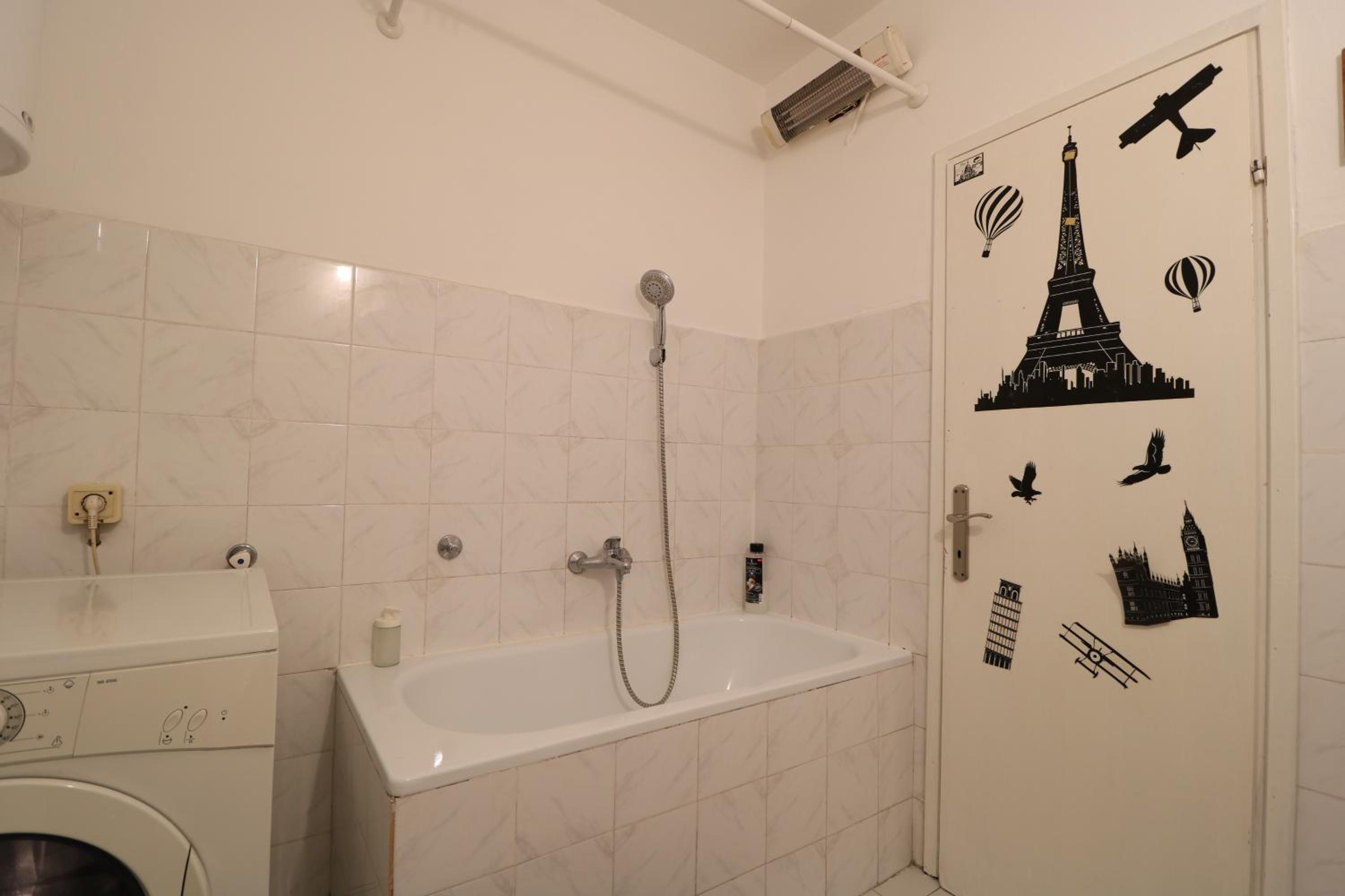 Shine Apartment