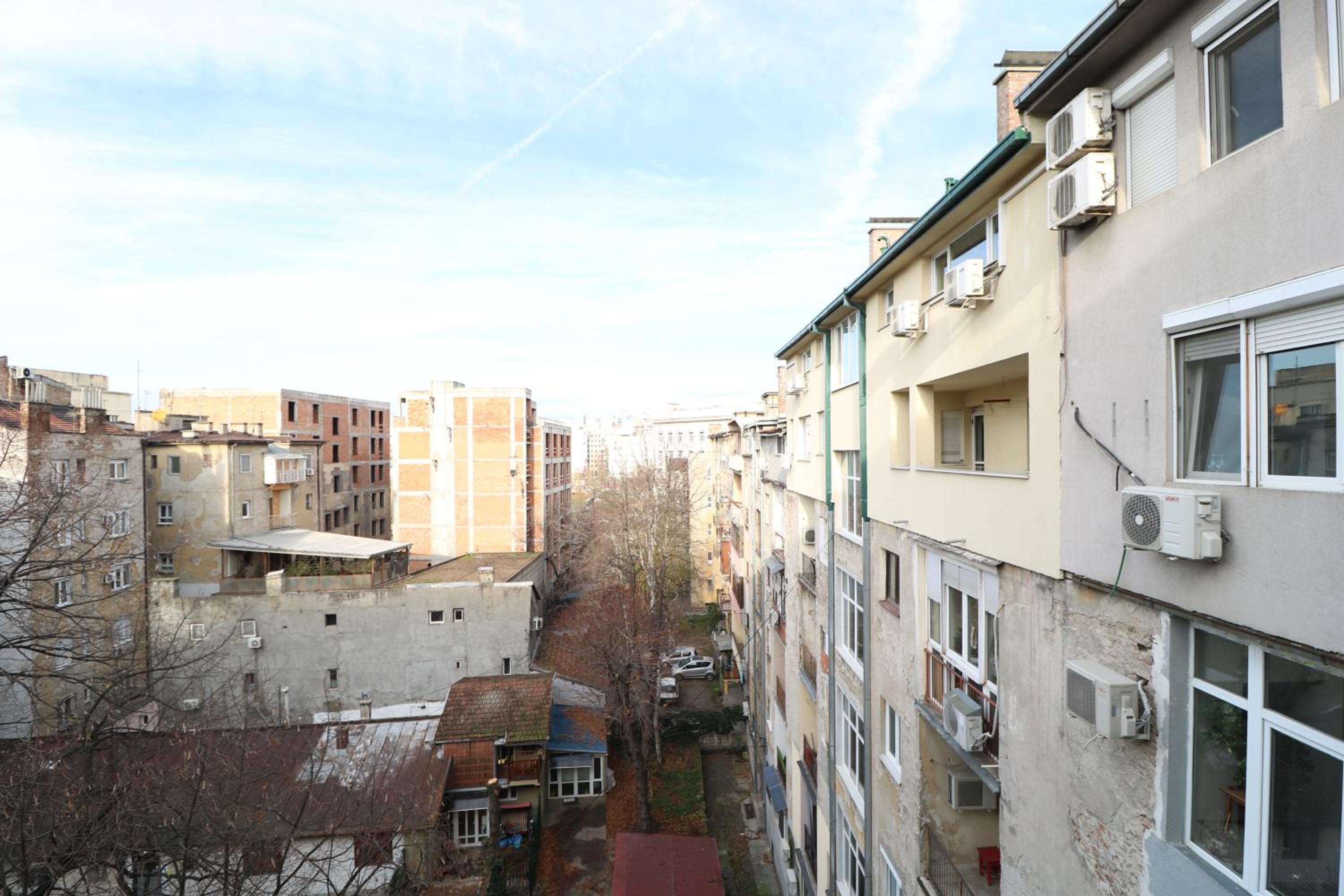 Shine Apartment