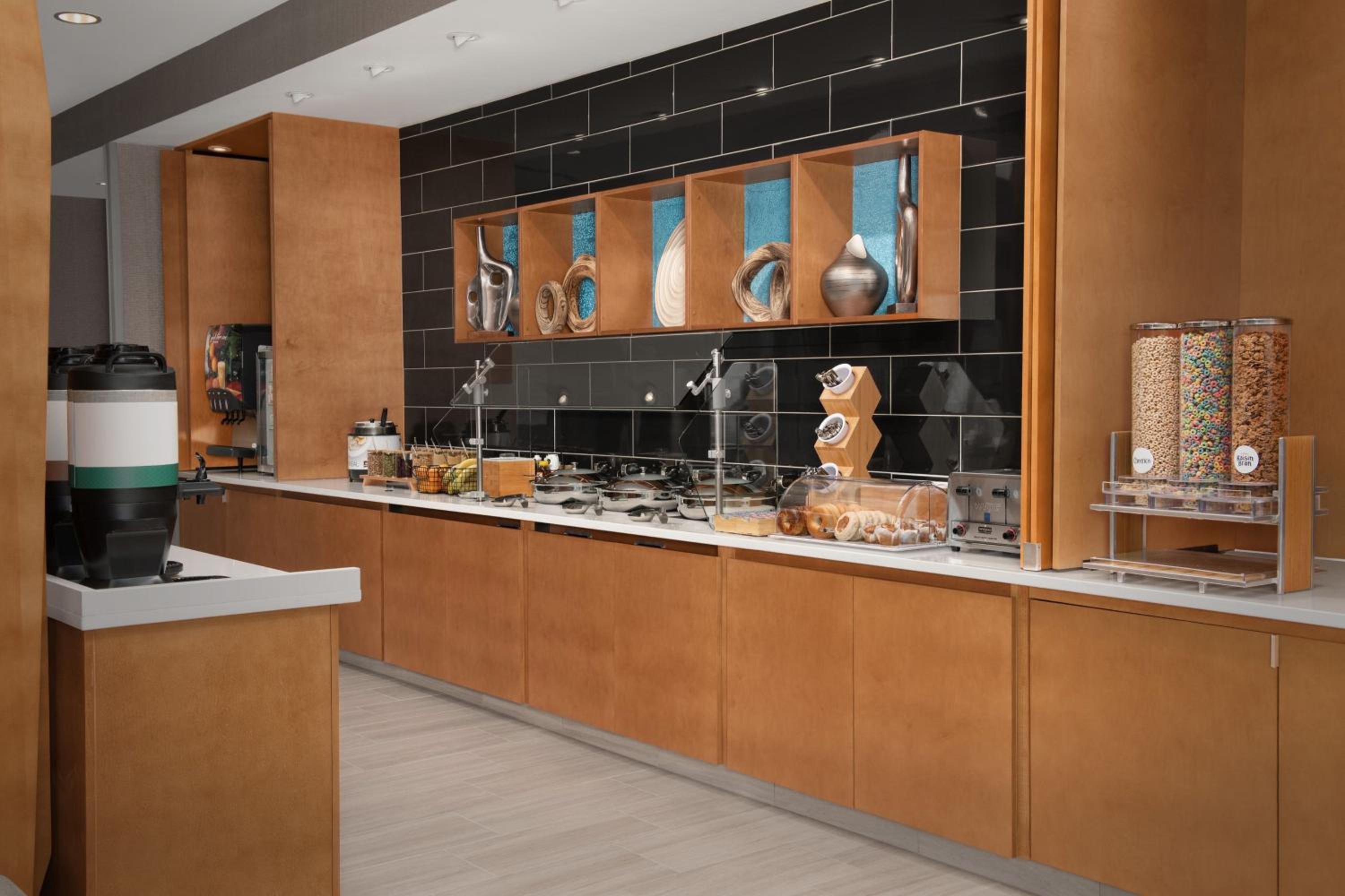 Fayetteville Vacations - SpringHill Suites by Marriott Fayetteville I-95 - Property Image 32