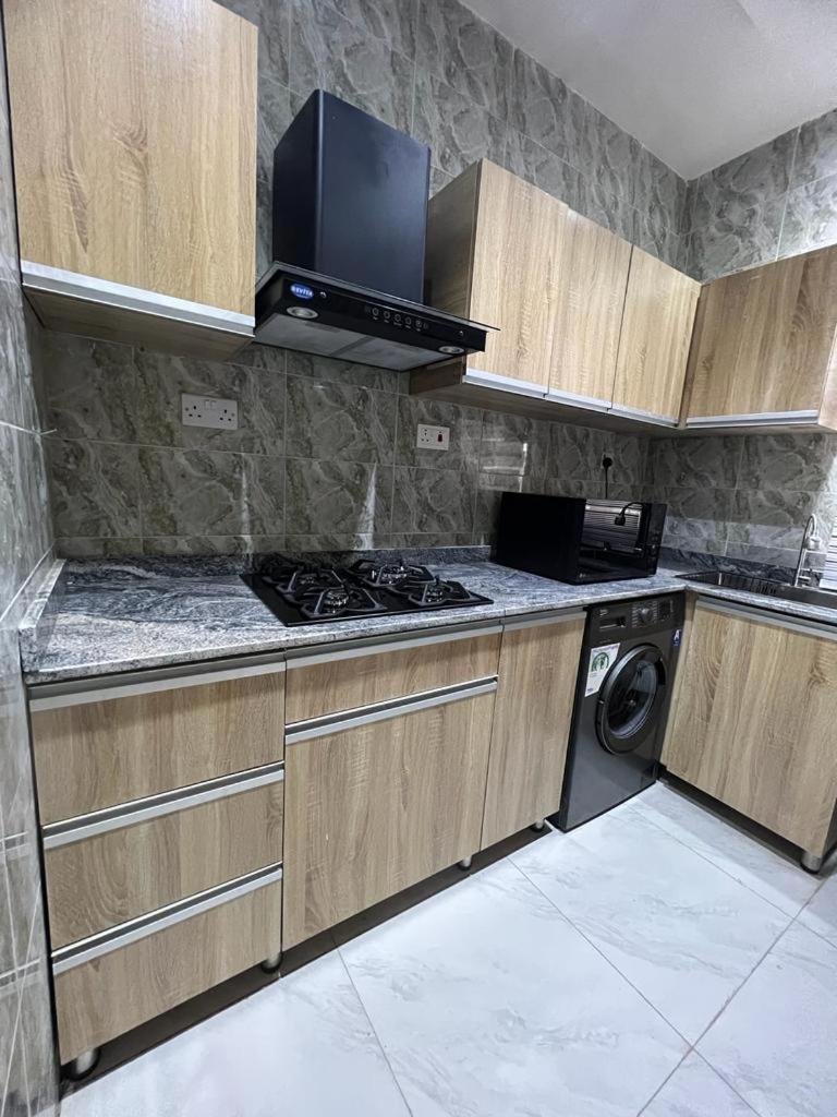 Oluyole Apartments Ibadan view 3