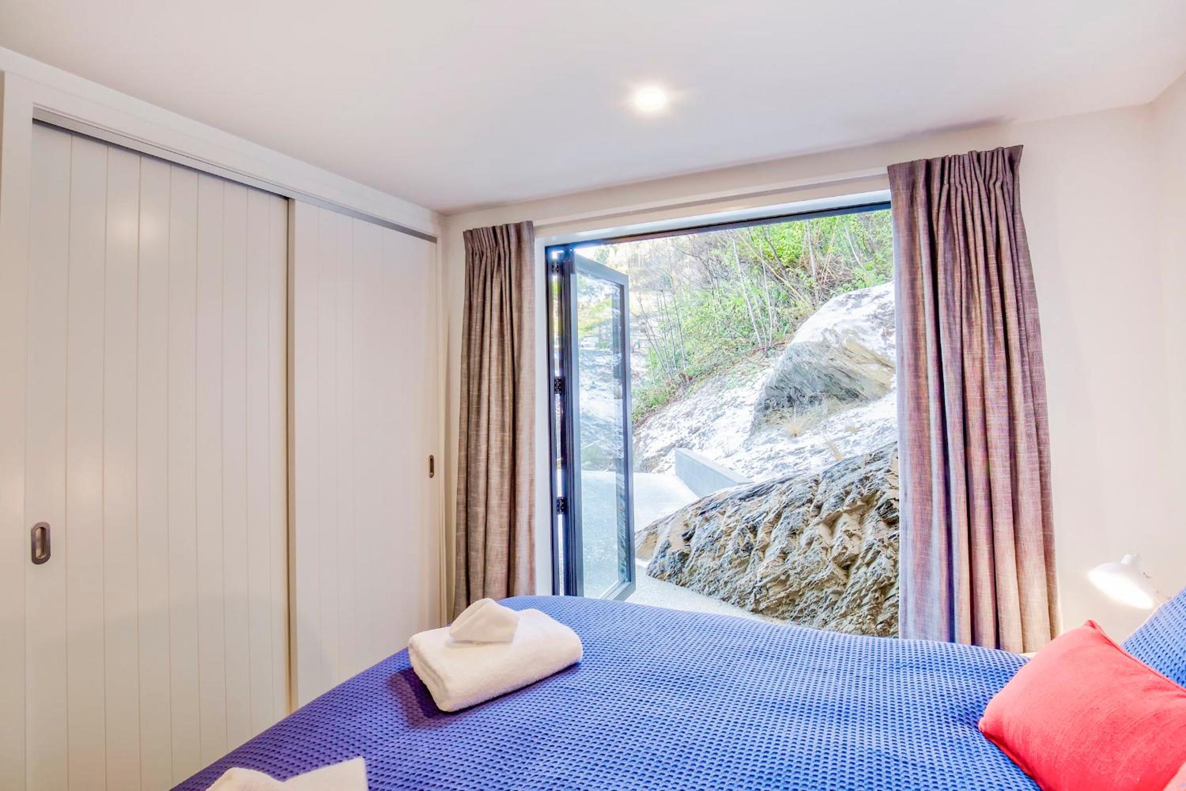 Modern Living at St Laura's view 4