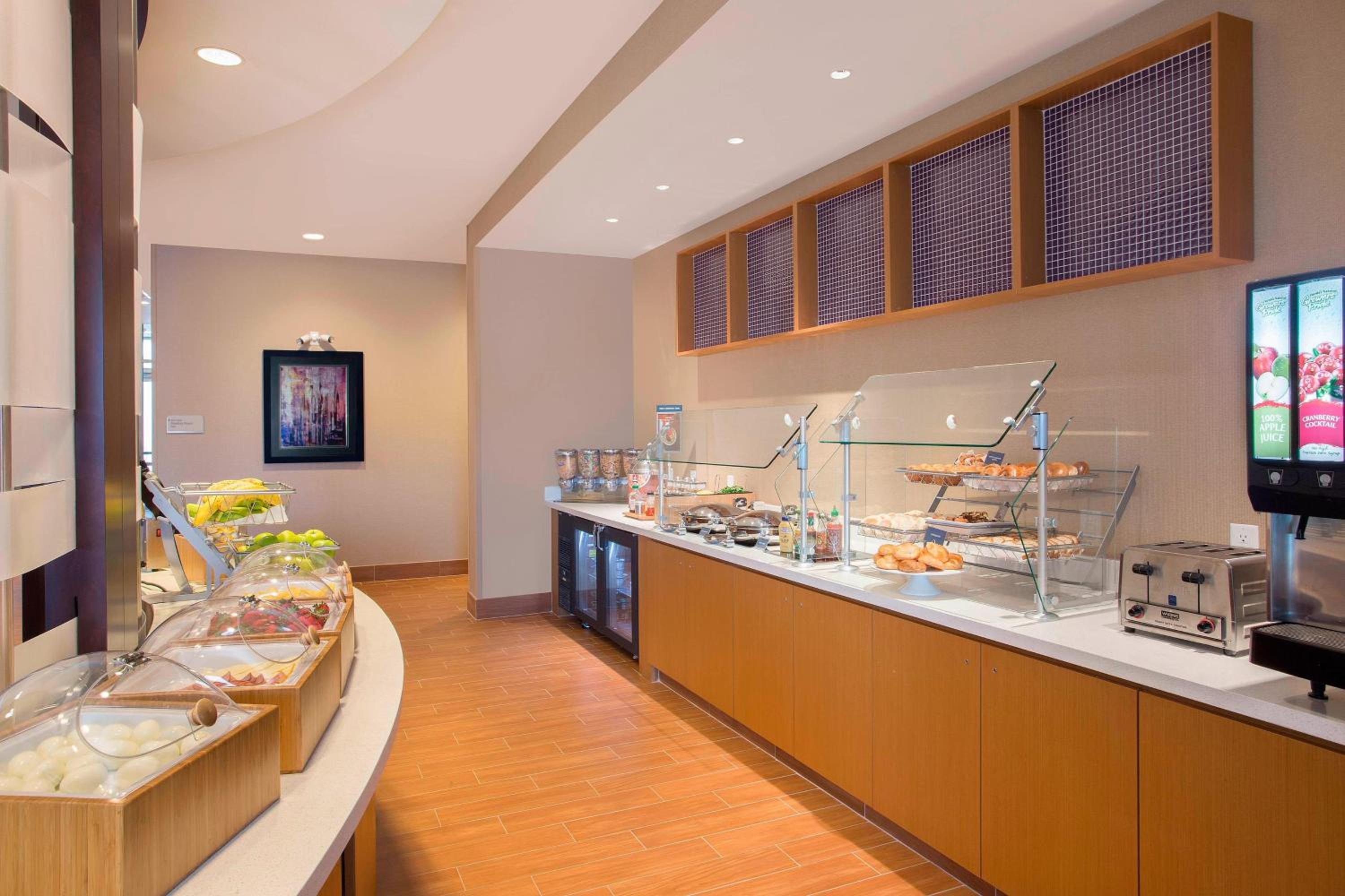 Mount Laurel Vacations - SpringHill Suites by Marriott Mount Laurel - Property Image 8