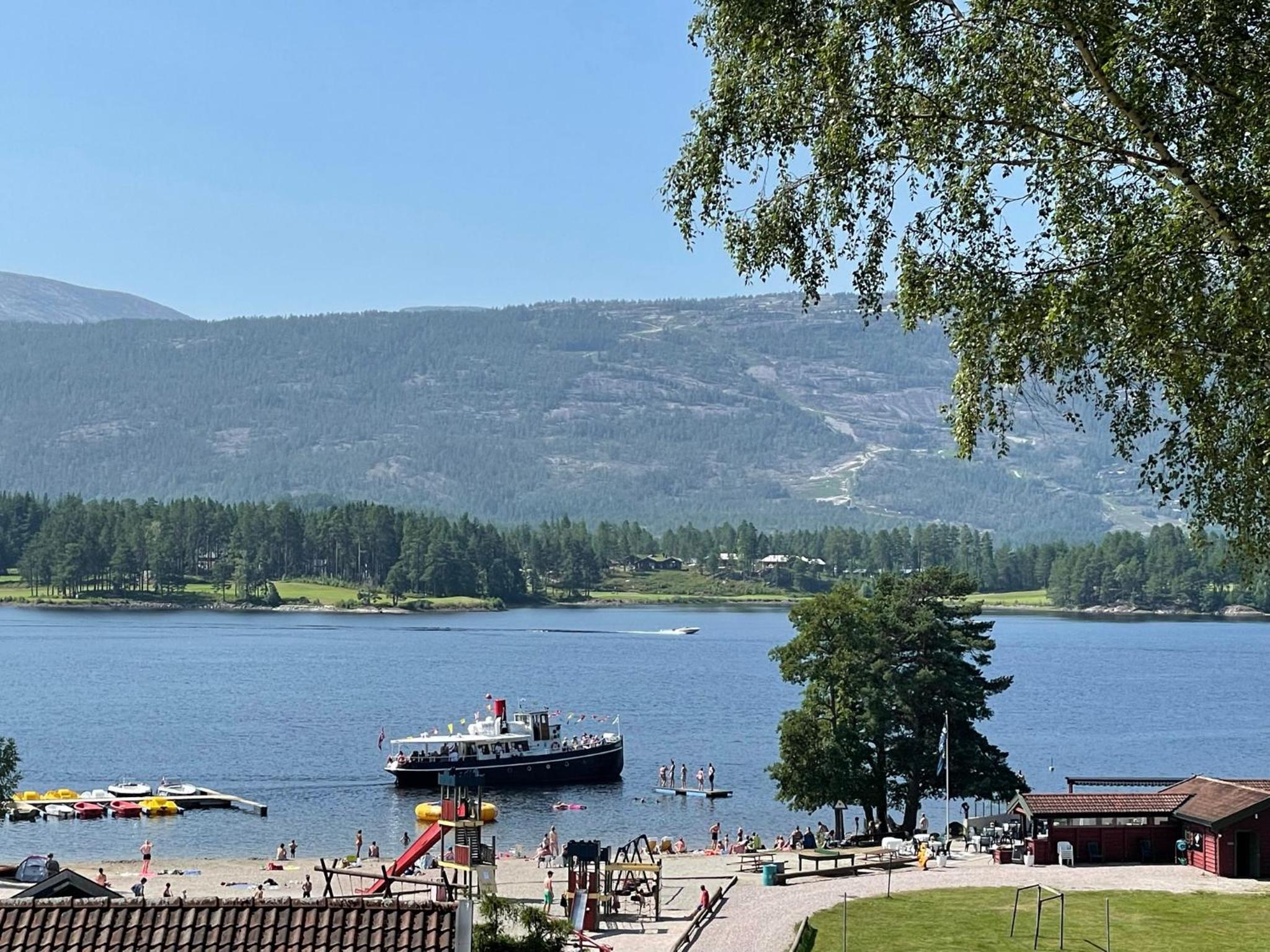Lakefront Villa, exclusive leisure property near Vrådal Golf & Vrådal Panorama Ski center
