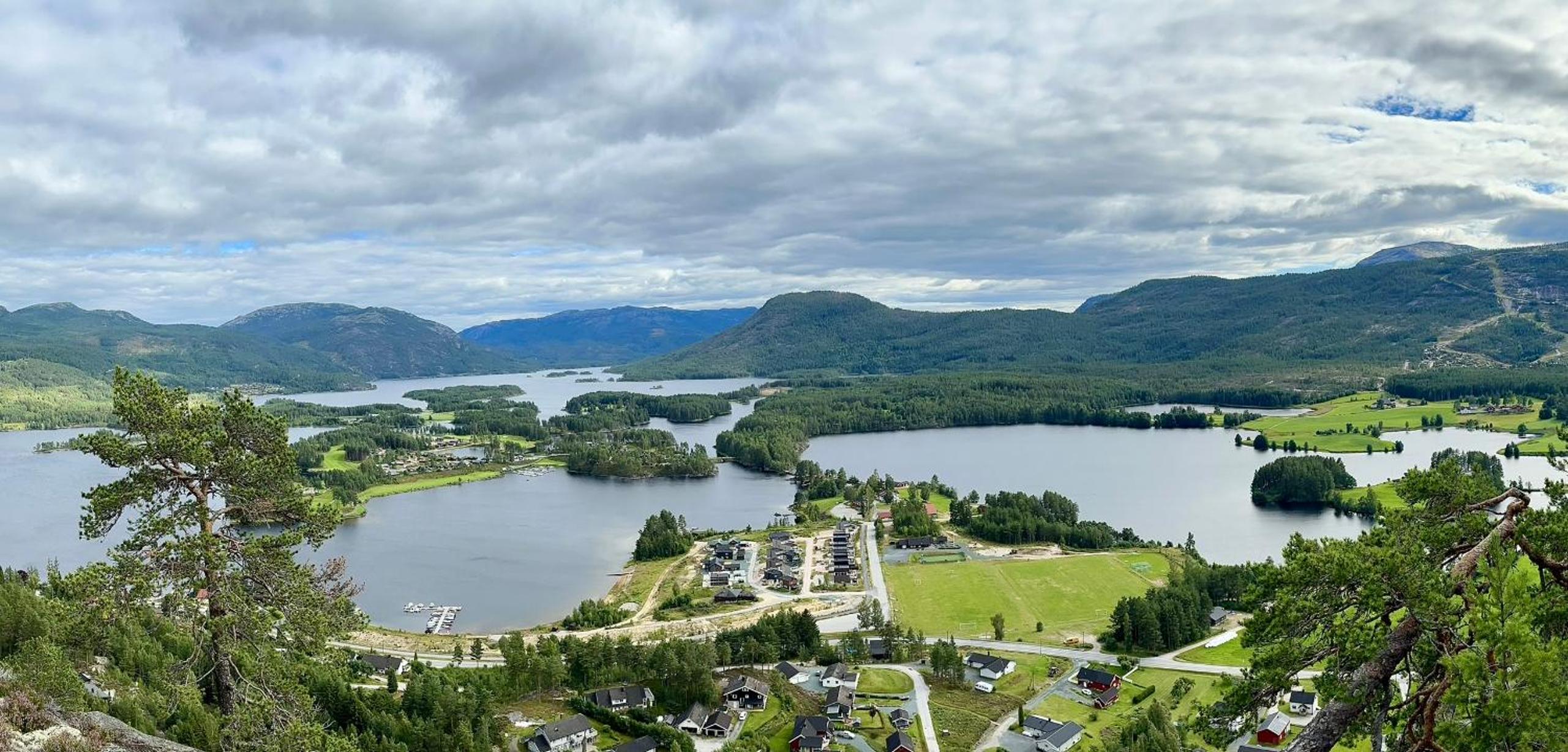 Lakefront Villa, exclusive leisure property near Vrådal Golf & Vrådal Panorama Ski center