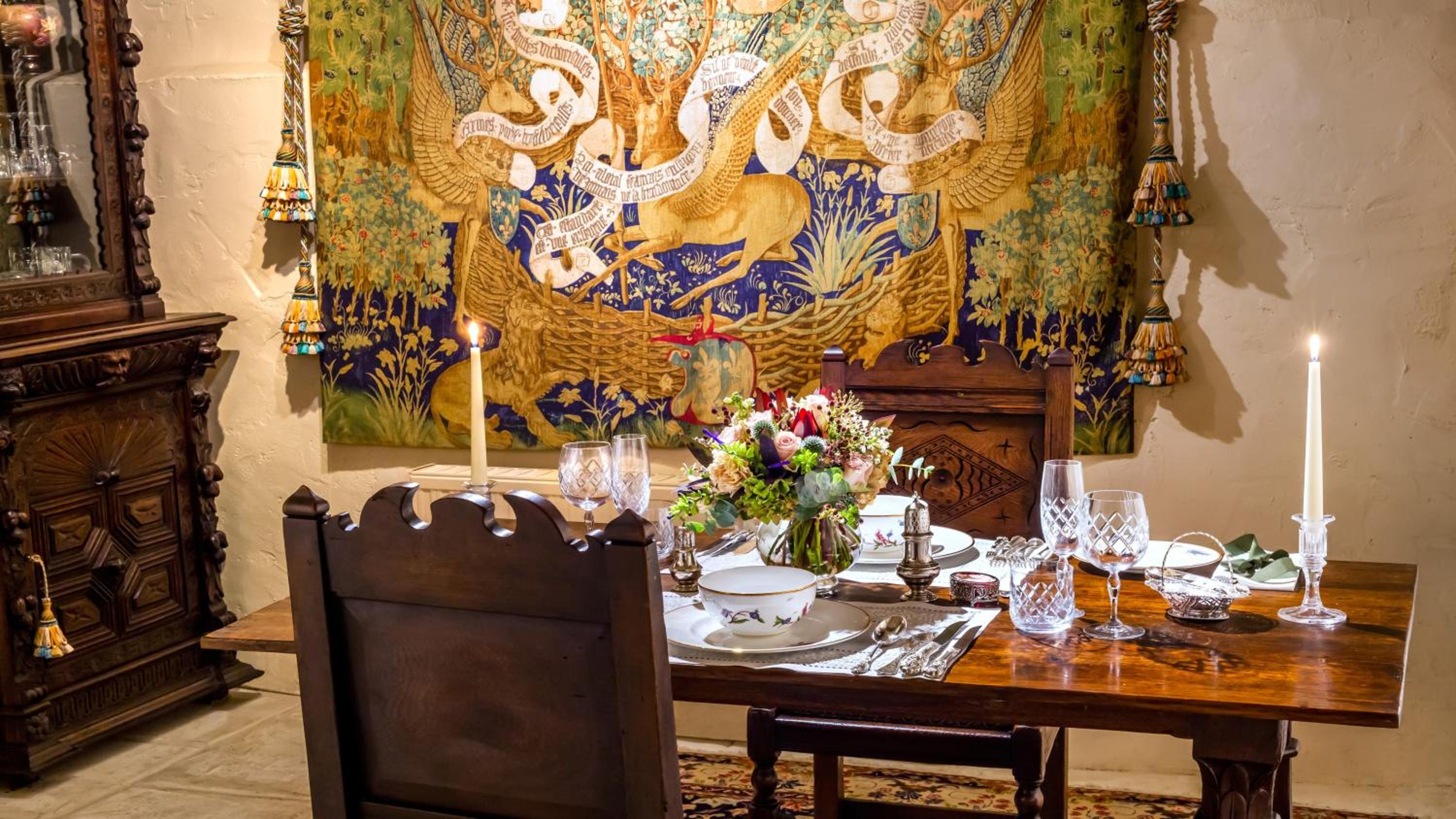Thorngrove Manor