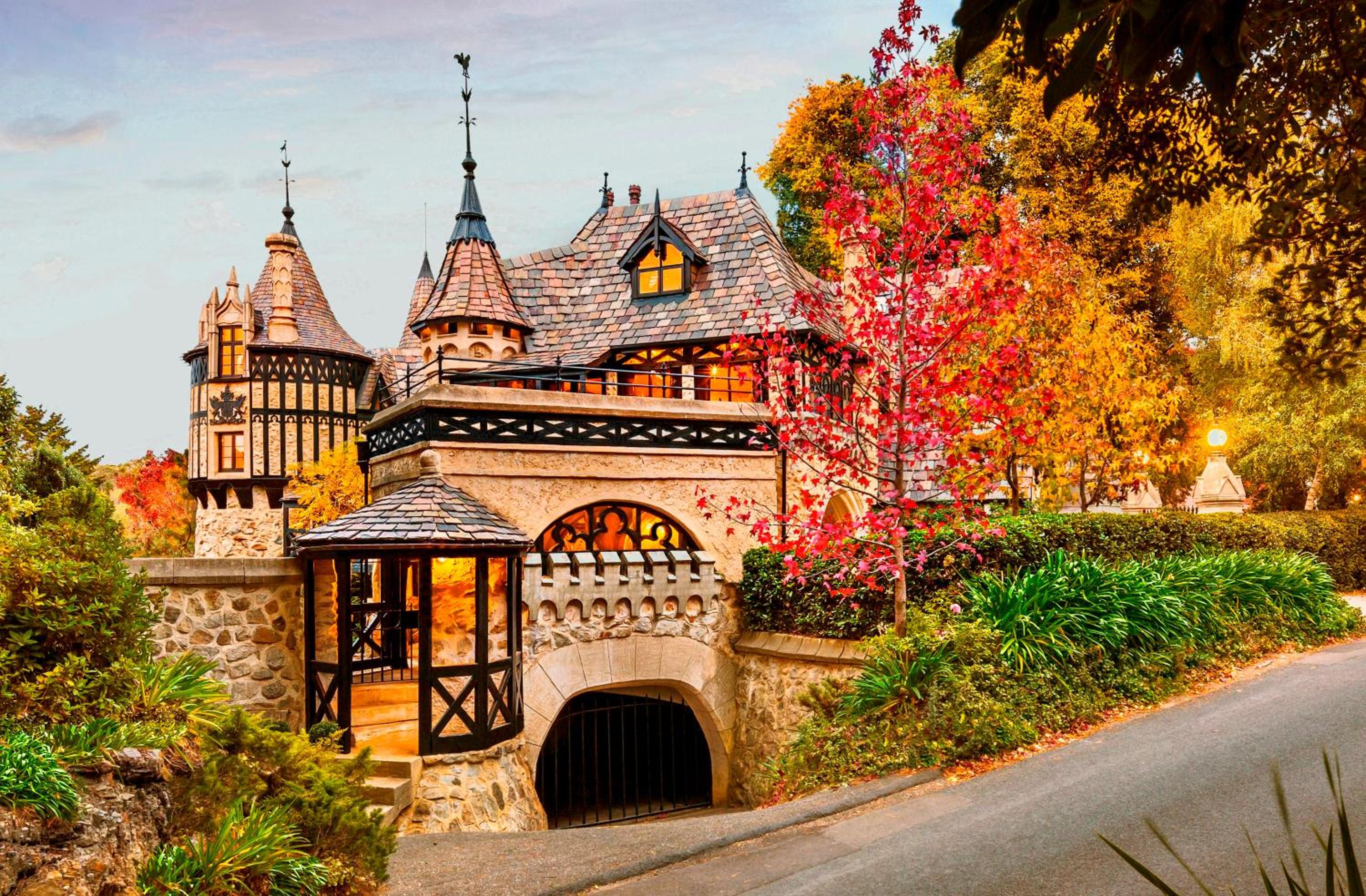 Thorngrove Manor