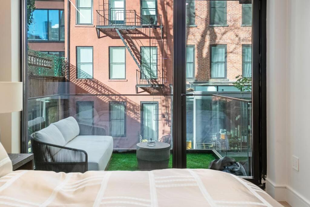 Luxurious Soho Apartment~ 2 Bedroom 2 Bathroom