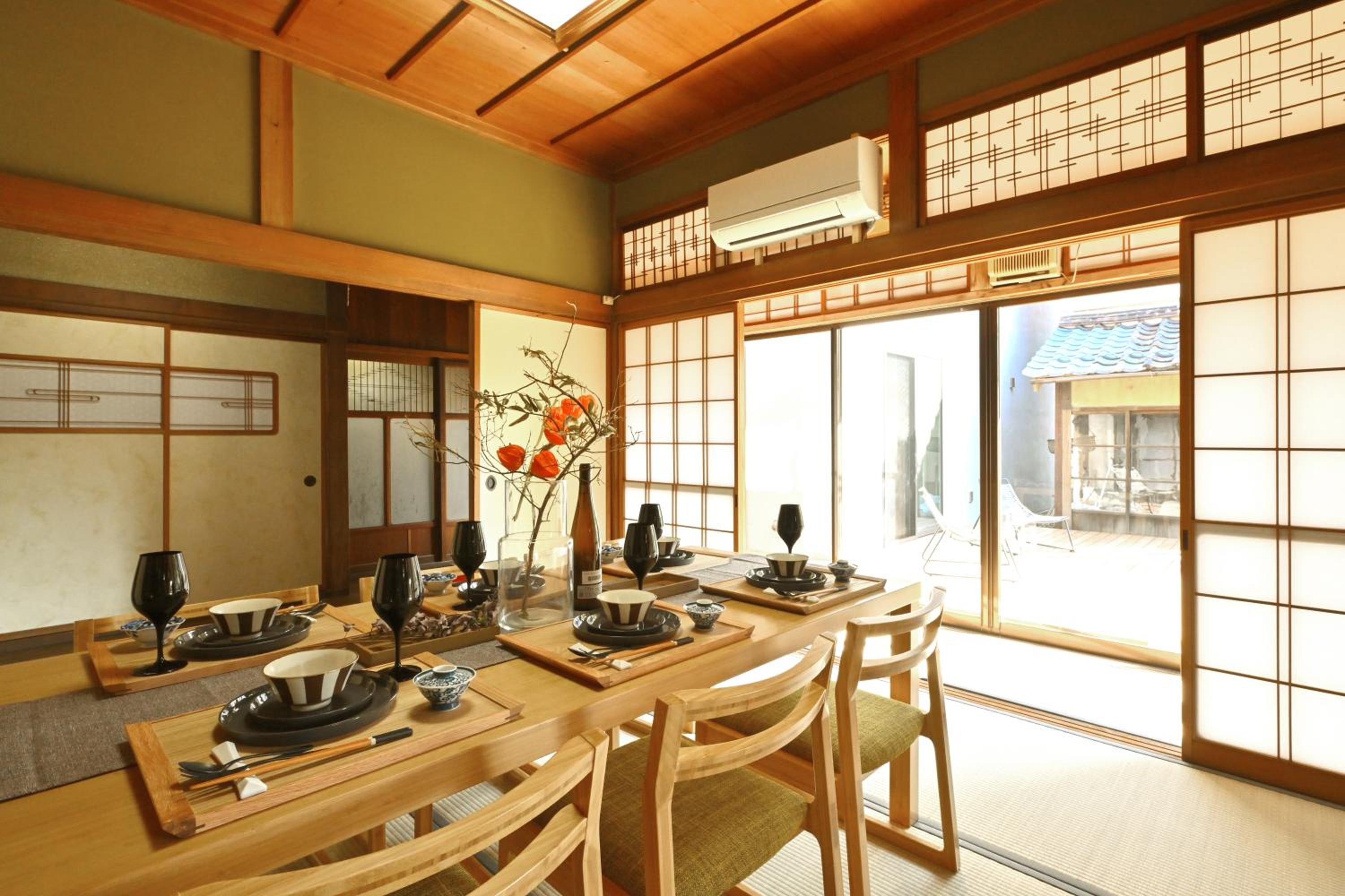 Hideaway Tabaki