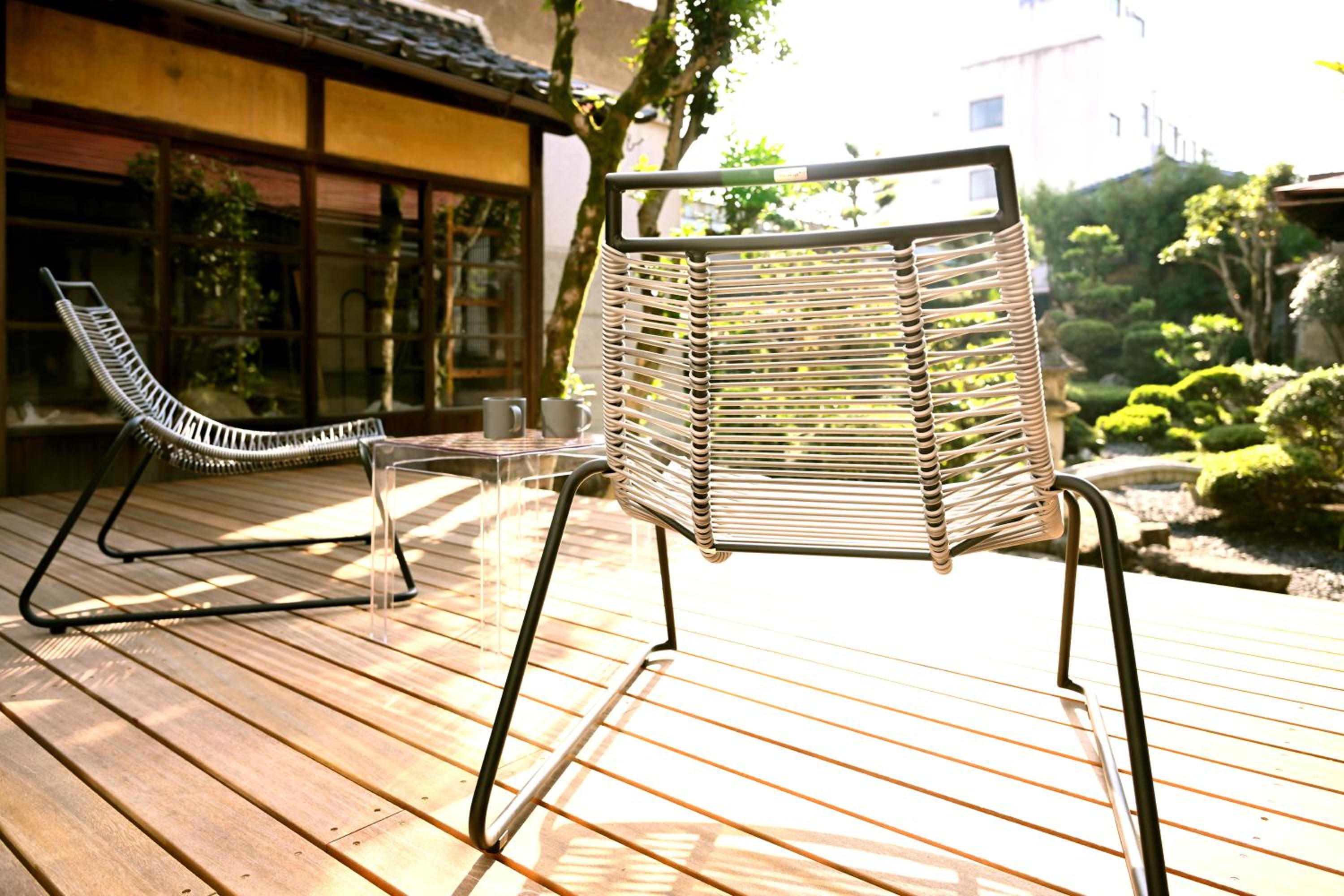 Hideaway Tabaki