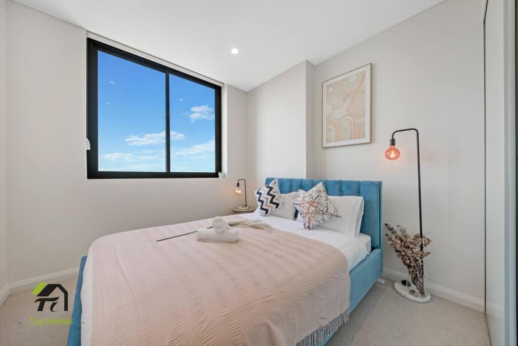 Sea-view and City-view Palace in Hurstville