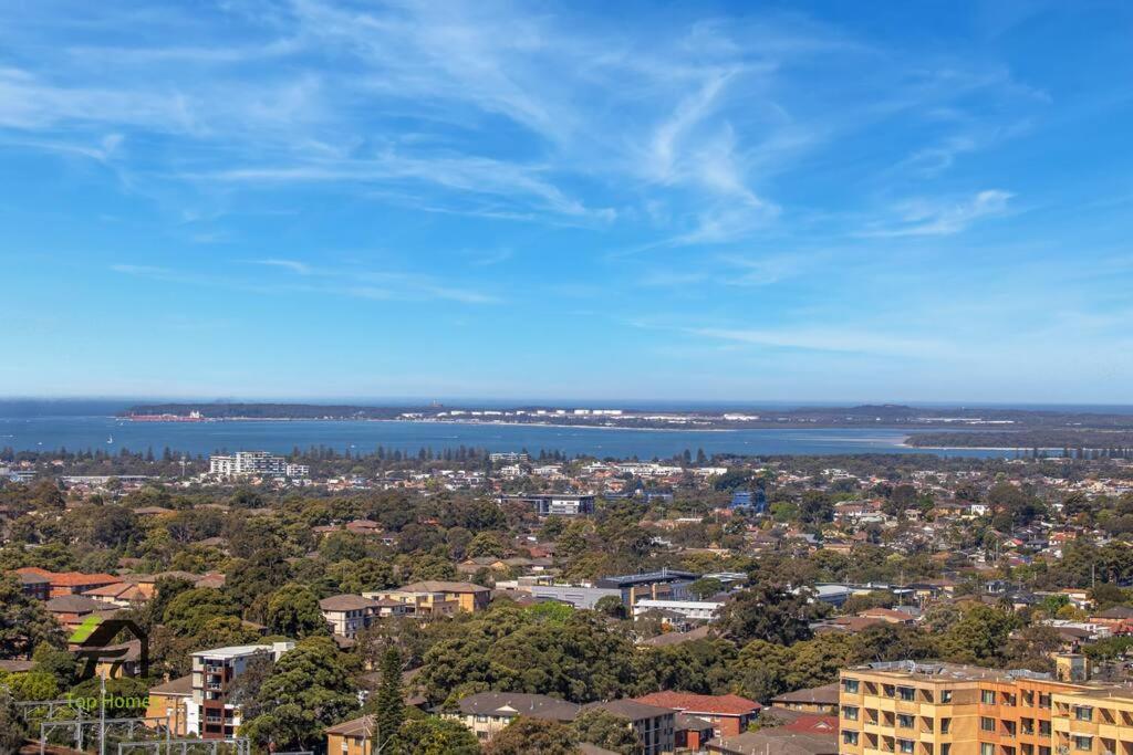 Sea-view and City-view Palace in Hurstville