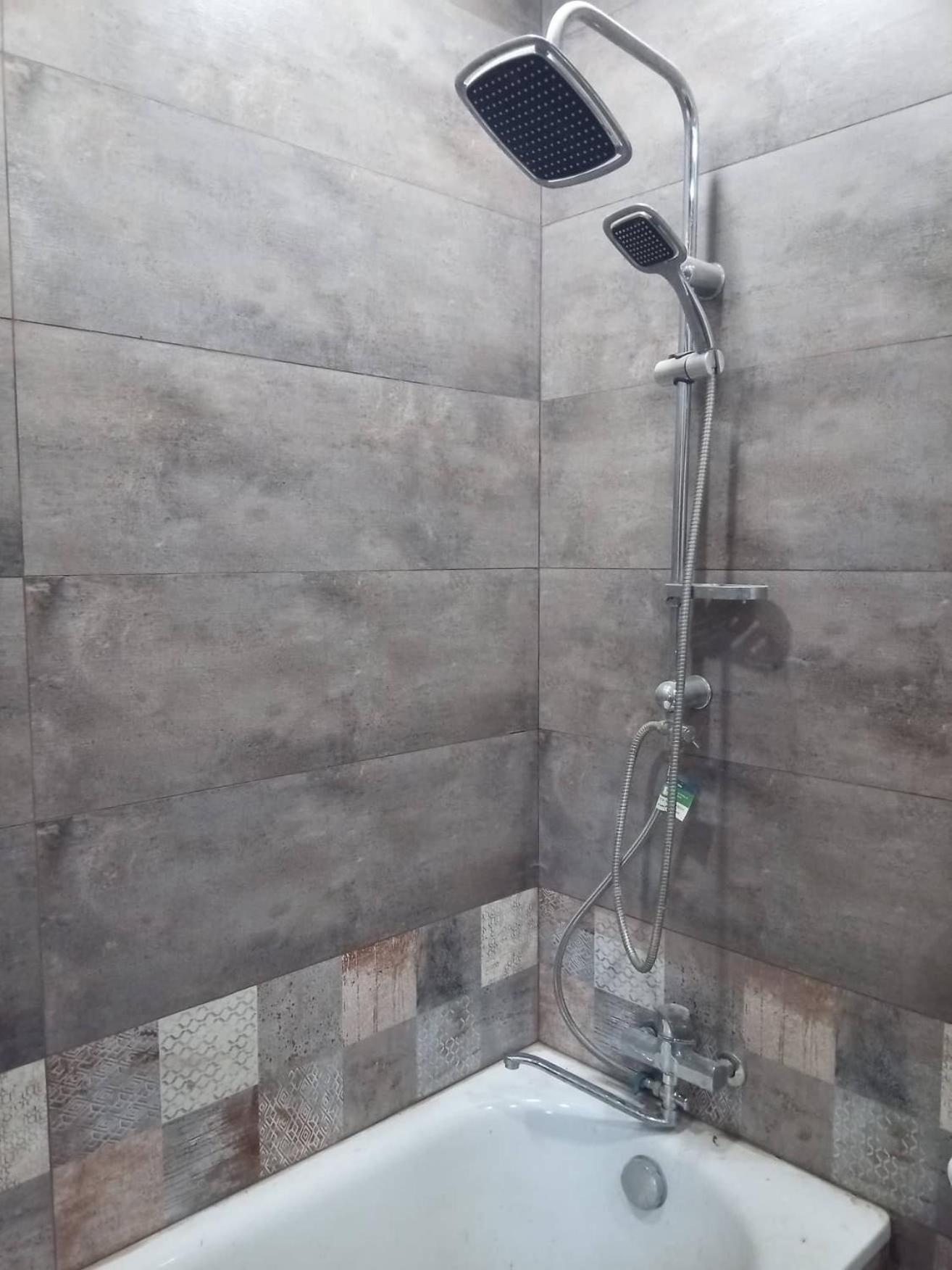 Large, Pet-Friendly Home in Kalavan