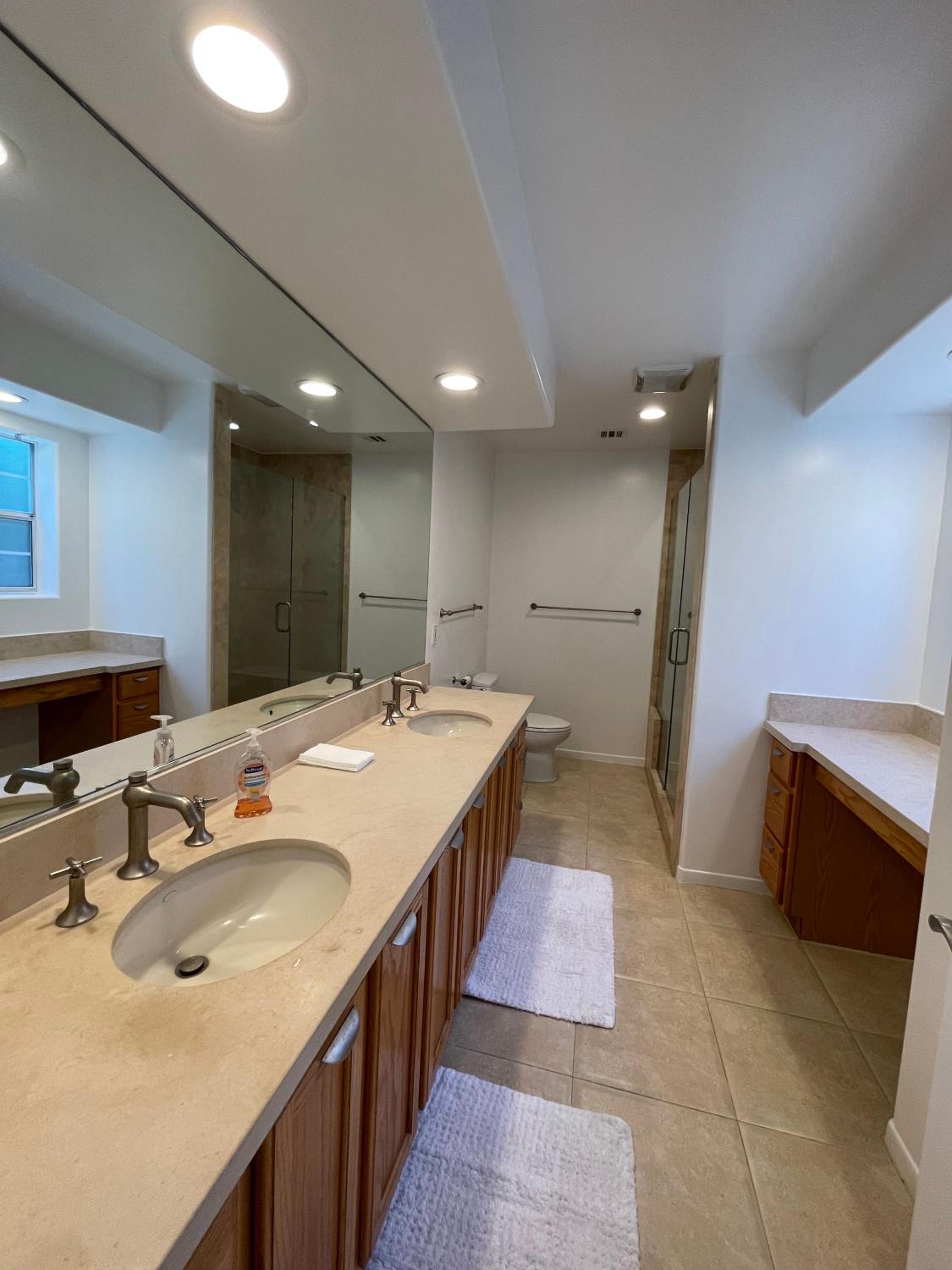 Charming Bright Traditional Home in Sherman Oaks