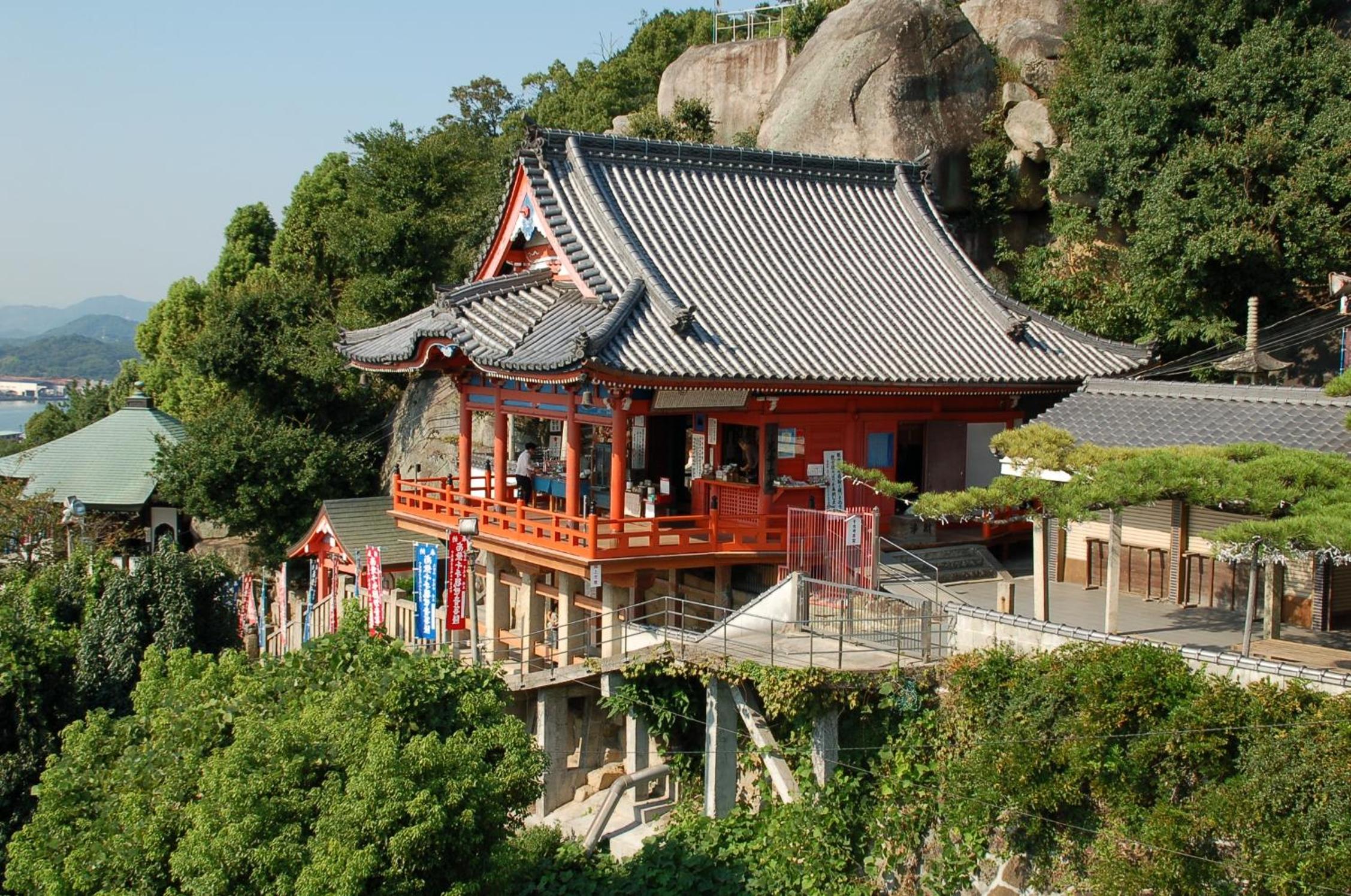 HOUS-AGALonomichi