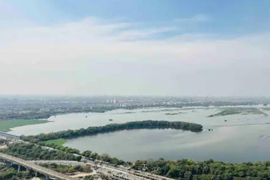 Fab Stay at 36th Floor Noida view 5